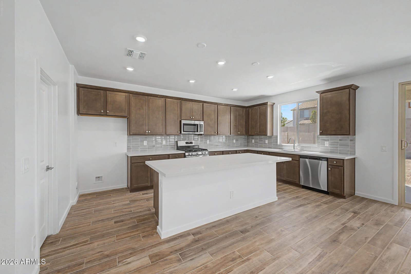22345 W IRMA Lane, Surprise, AZ 85387 — photo 11 of 52