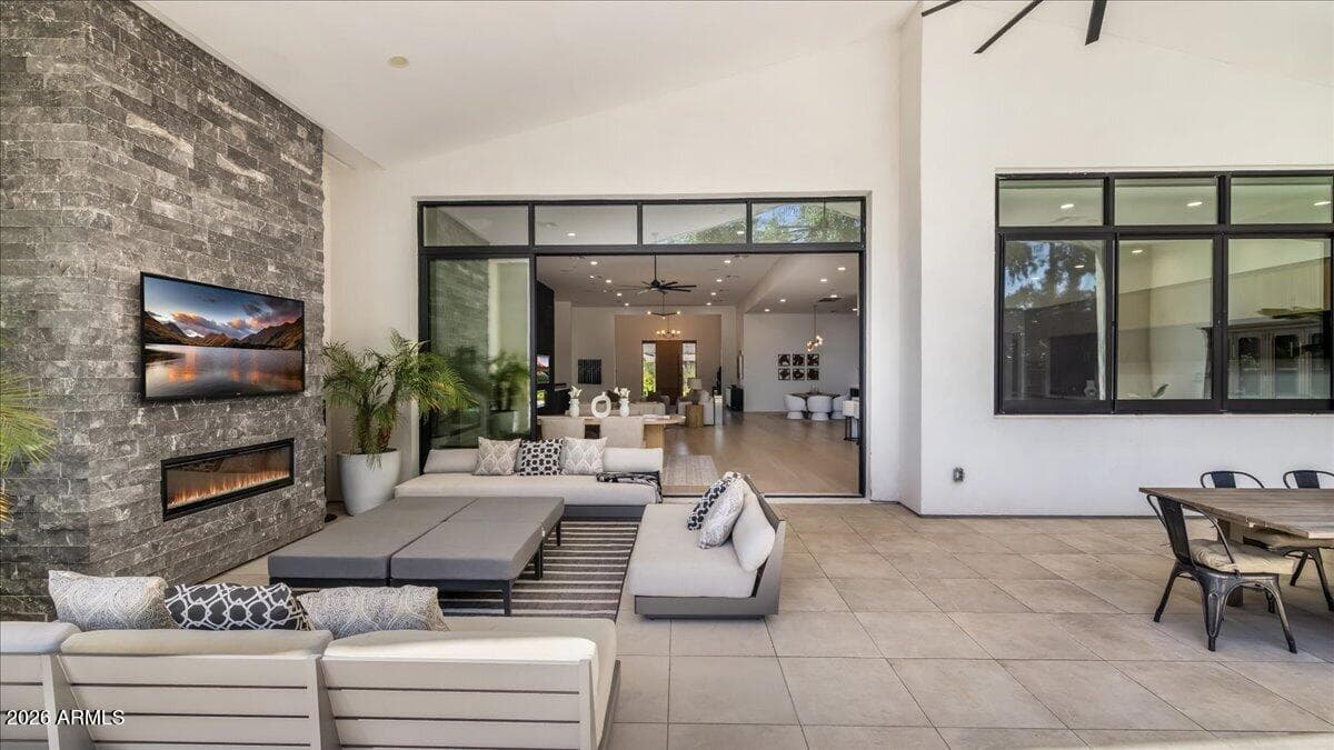 11681 E COCHISE Drive, Scottsdale, AZ 85259 — photo 5 of 61