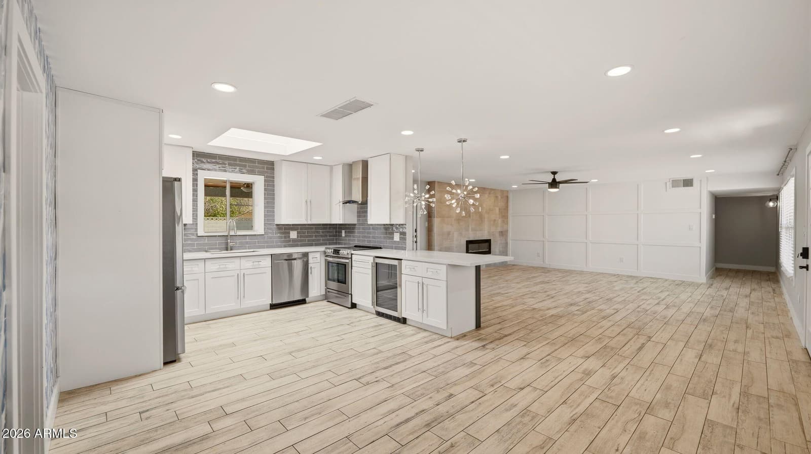 4240 E DESERT CACTUS Street, Phoenix, AZ 85032 — photo 12 of 71