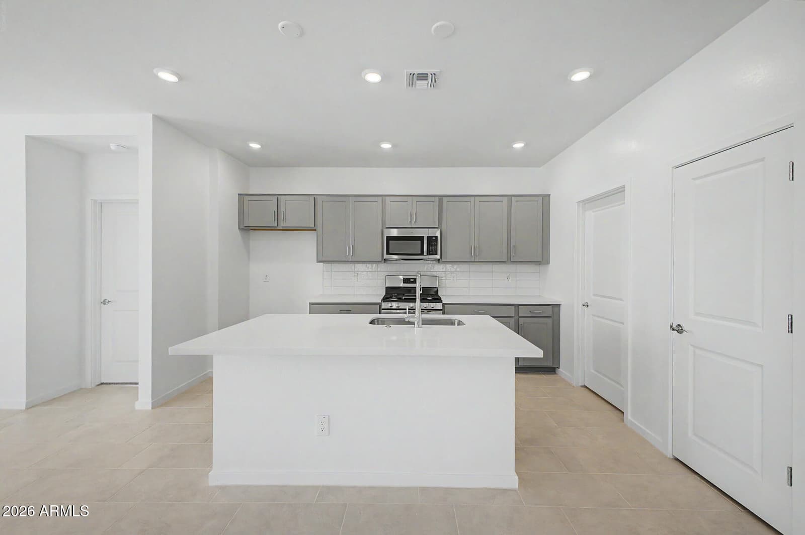 22350 W IRMA Lane, Surprise, AZ 85387 — photo 5 of 43