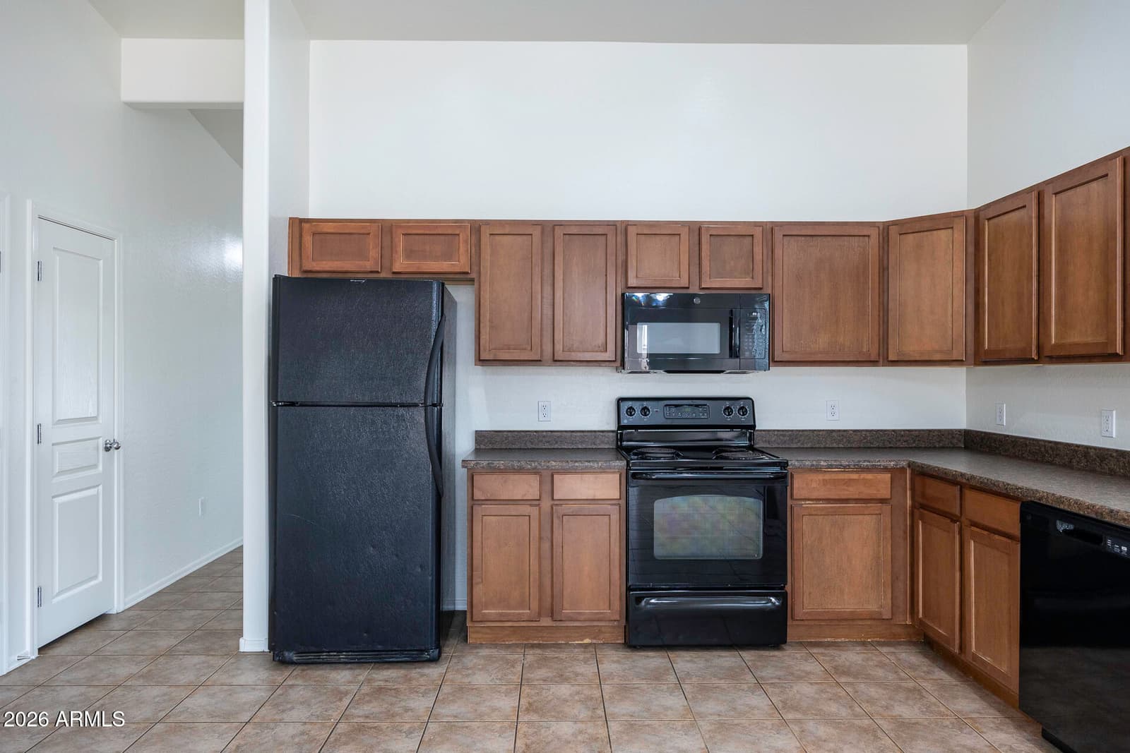 1033 W NINA Drive, Casa Grande, AZ 85122 — photo 10 of 34