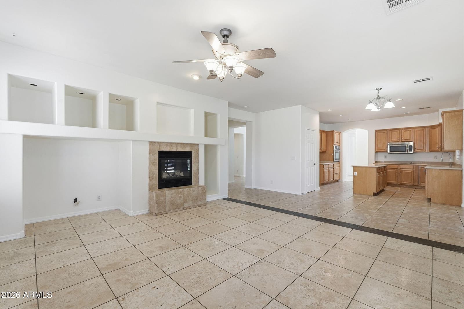 2580 S DRAGOON Drive, Chandler, AZ 85286 — photo 13 of 44