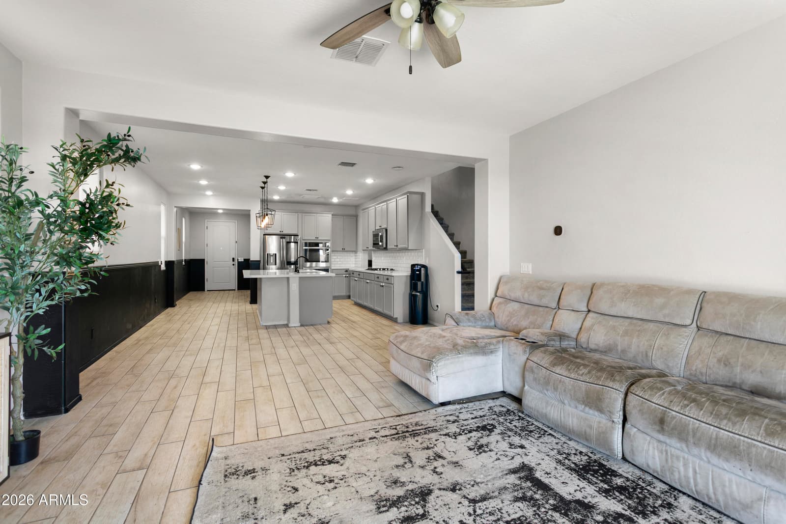 6814 N 88TH Lane, Glendale, AZ 85305 — photo 13 of 44