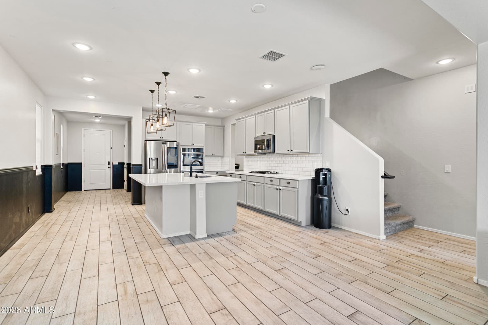 6814 N 88TH Lane, Glendale, AZ 85305 — photo 10 of 44
