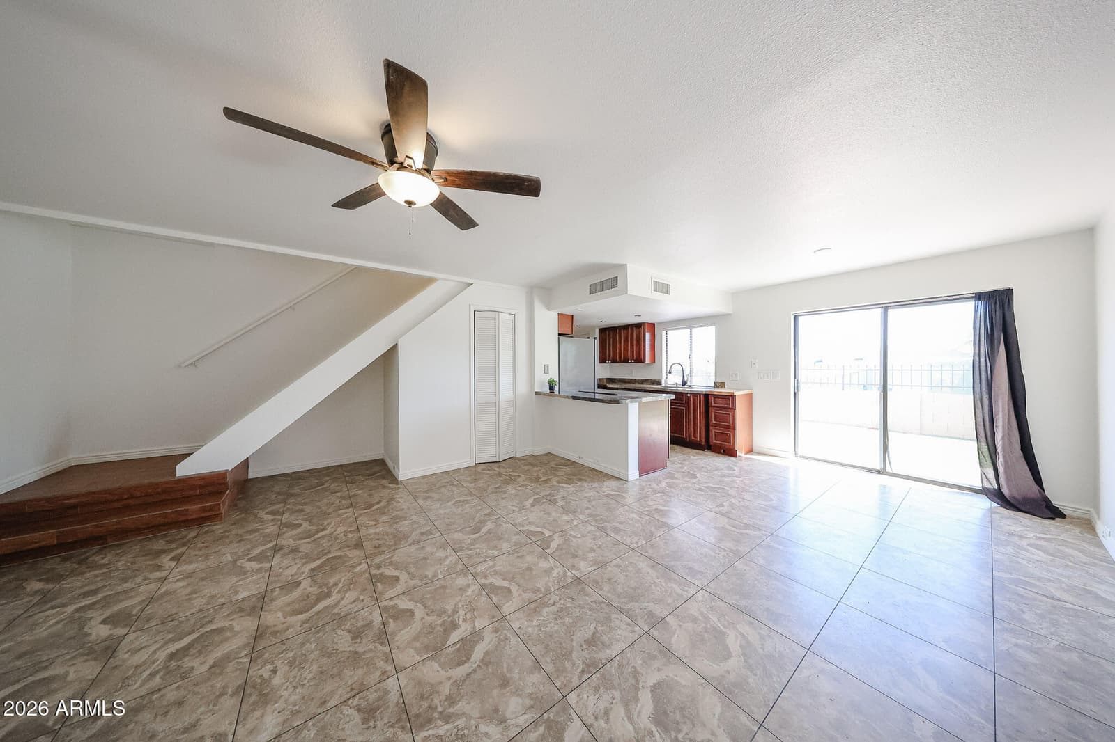 801 E NORTH Lane 1, Phoenix, AZ 85020 — photo 7 of 35