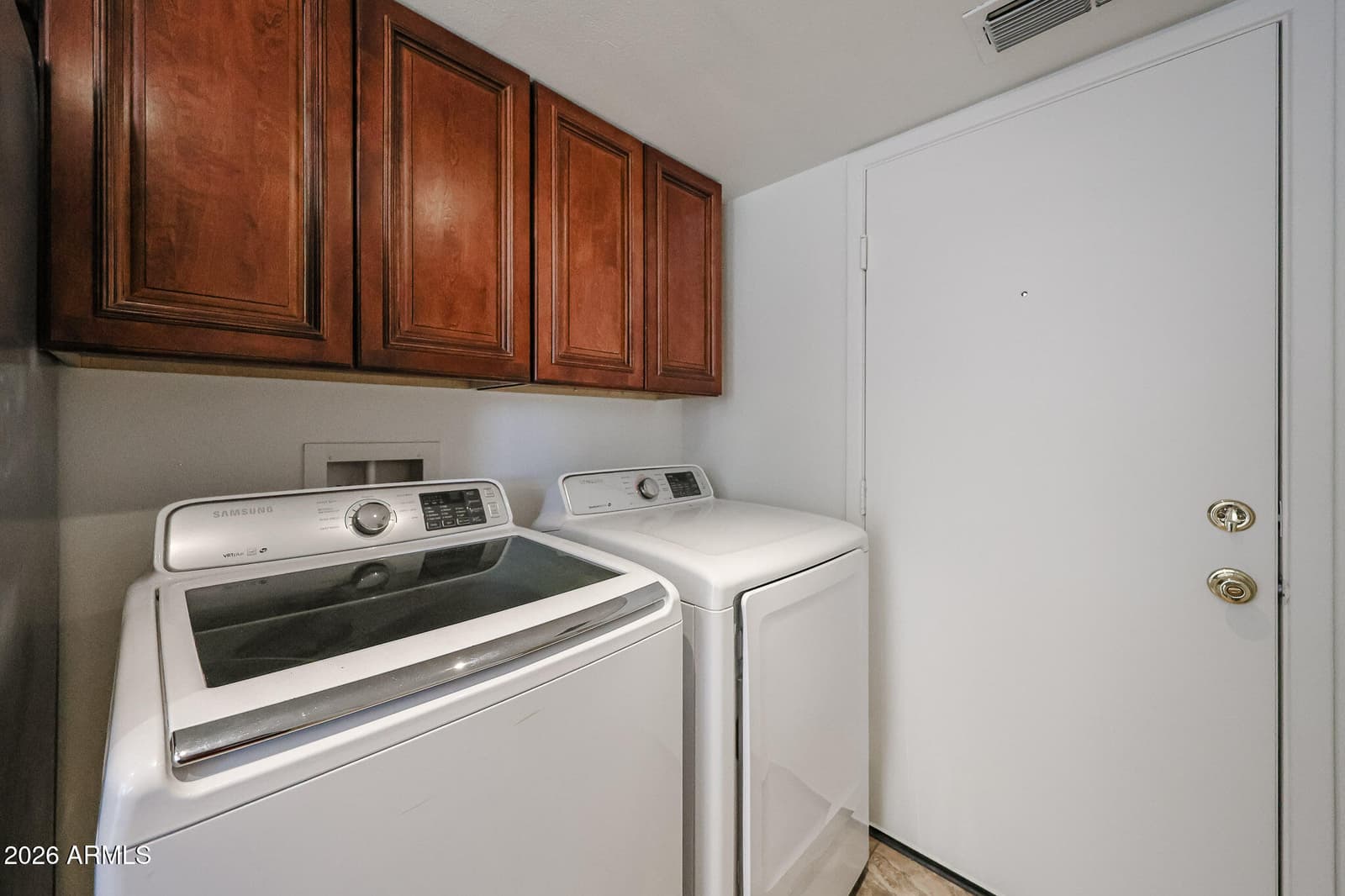 801 E NORTH Lane 1, Phoenix, AZ 85020 — photo 14 of 35