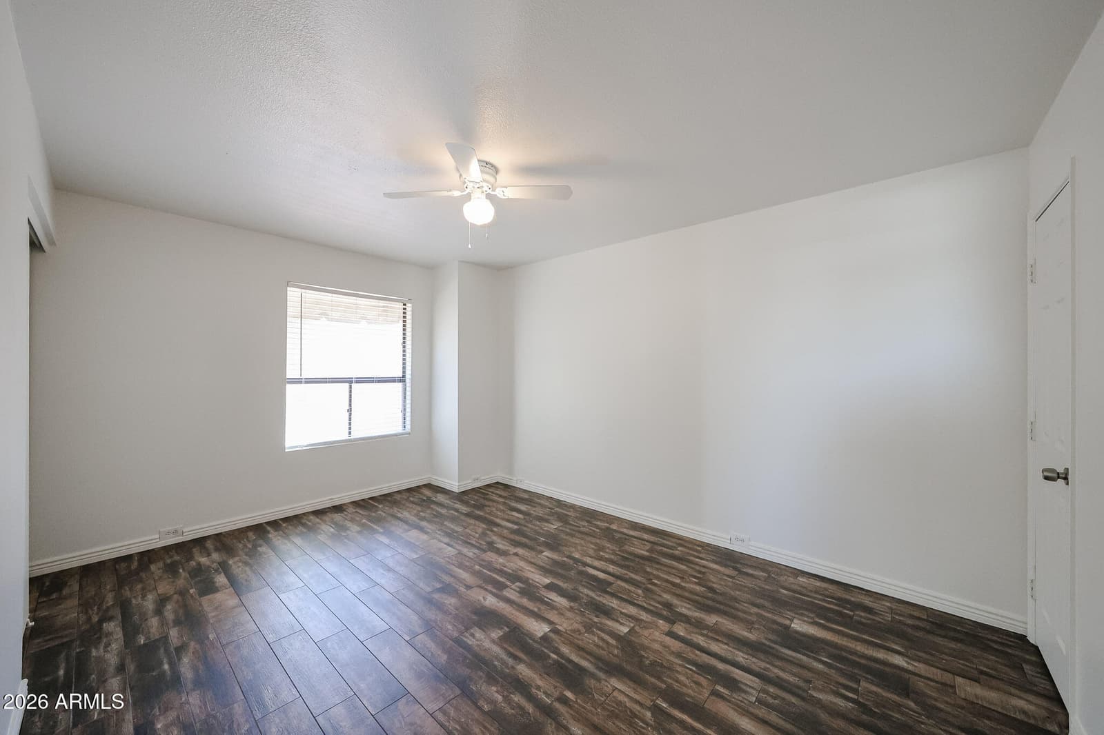 801 E NORTH Lane 1, Phoenix, AZ 85020 — photo 18 of 35