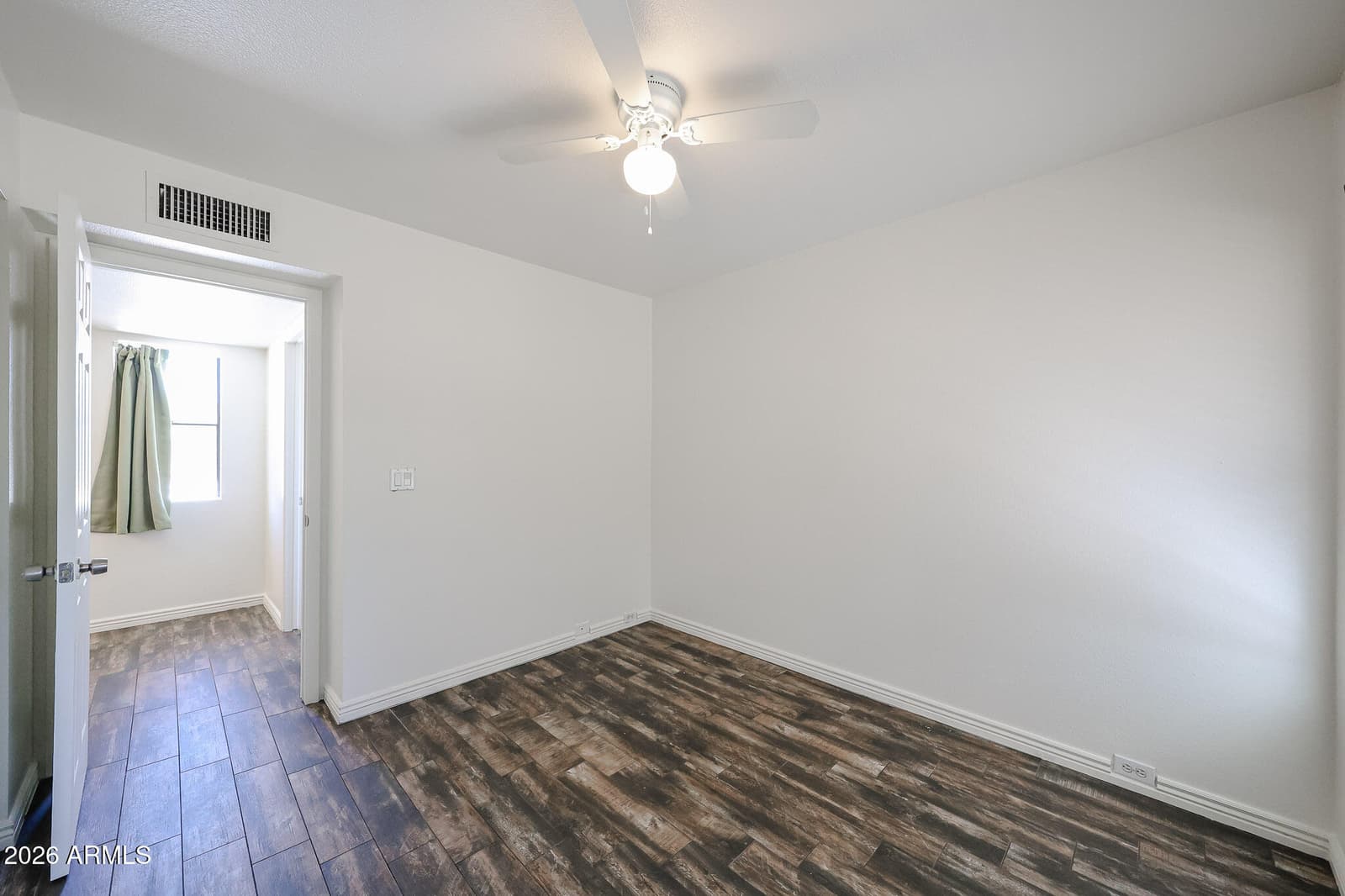 801 E NORTH Lane 1, Phoenix, AZ 85020 — photo 23 of 35