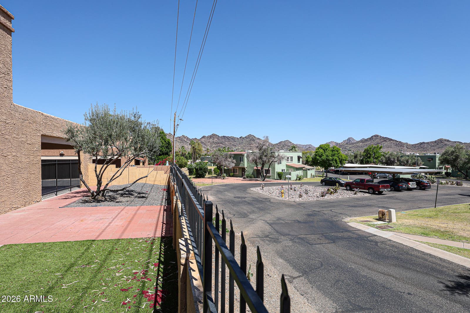 801 E NORTH Lane 1, Phoenix, AZ 85020 — photo 31 of 35