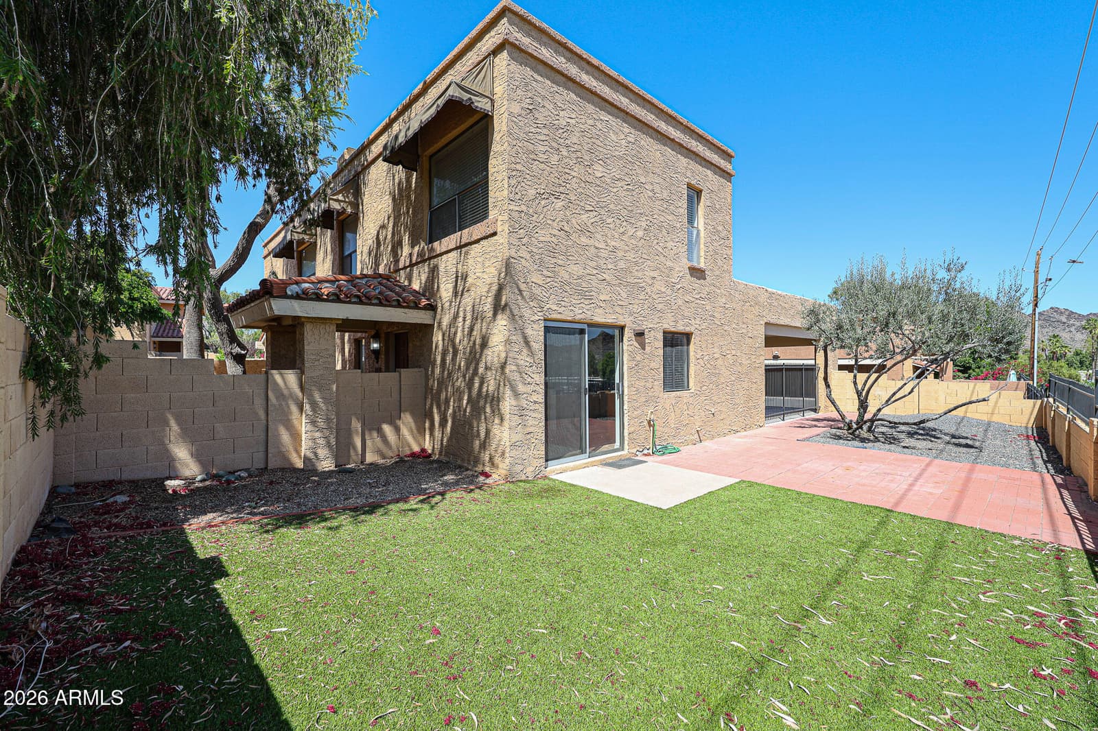 801 E NORTH Lane 1, Phoenix, AZ 85020 — photo 25 of 35
