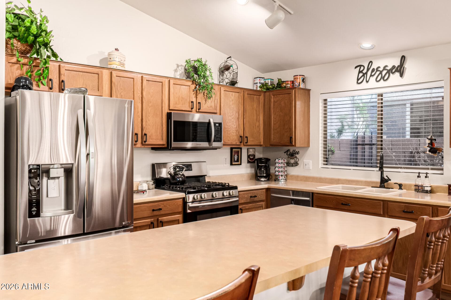2348 E VISTOSO VILLAGE Place, Oro Valley, AZ 85755 — photo 14 of 37