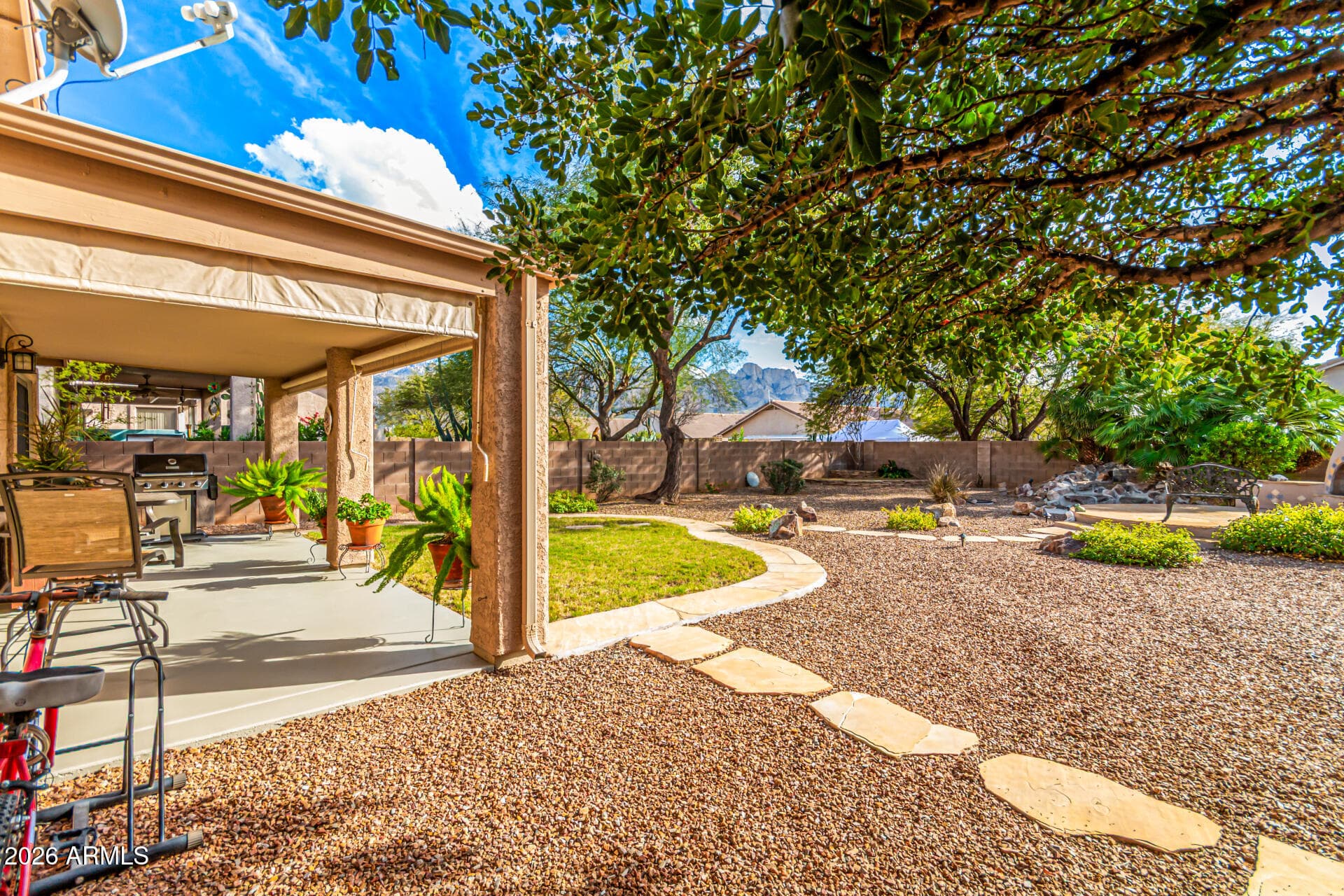 2348 E VISTOSO VILLAGE Place, Oro Valley, AZ 85755 — photo 30 of 37