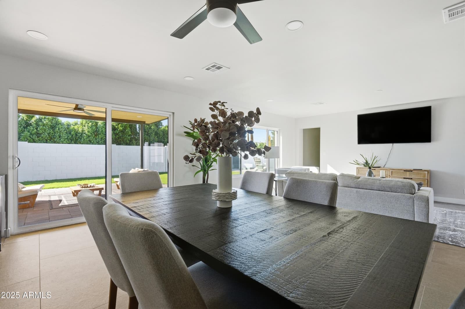 8631 E THOMAS Road, Scottsdale, AZ 85251 — photo 24 of 91