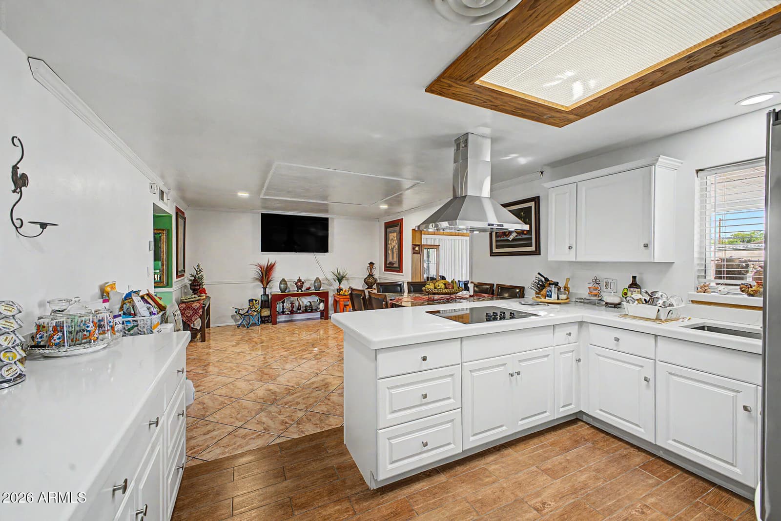 2042 E 3RD Drive, Mesa, AZ 85204 — photo 13 of 34