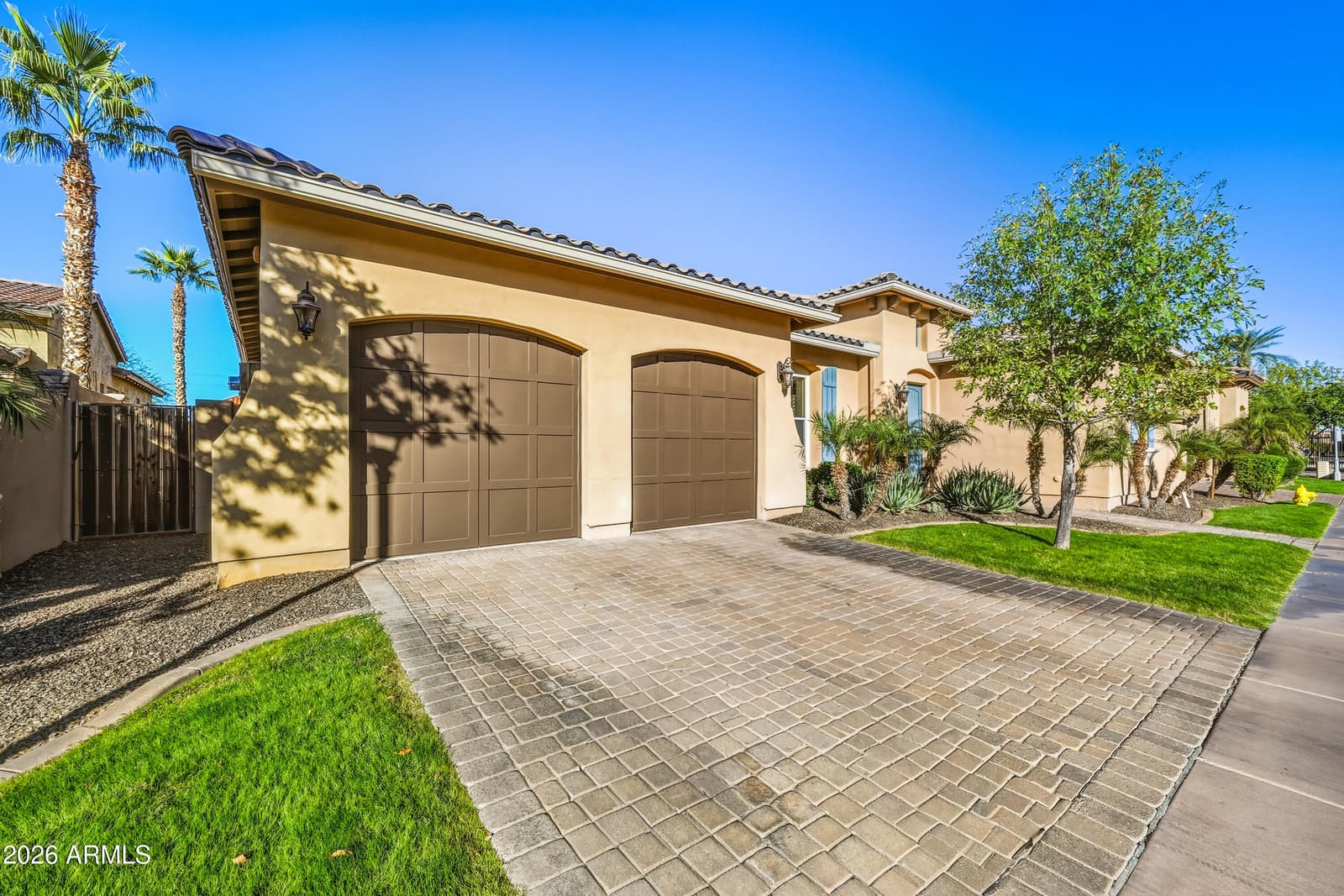 758 E SUNBURST Lane, Tempe, AZ 85284 — photo 39 of 48