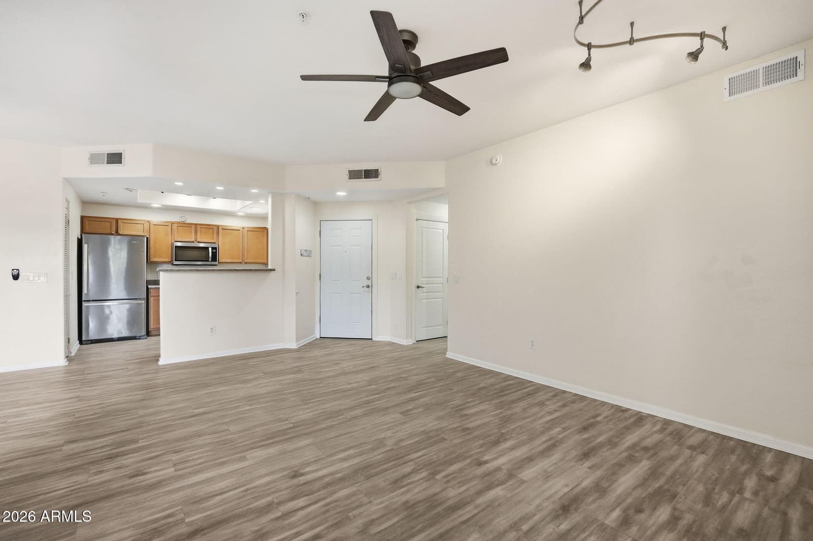 11680 E SAHUARO Drive 1060, Scottsdale, AZ 85259 — photo 3 of 32