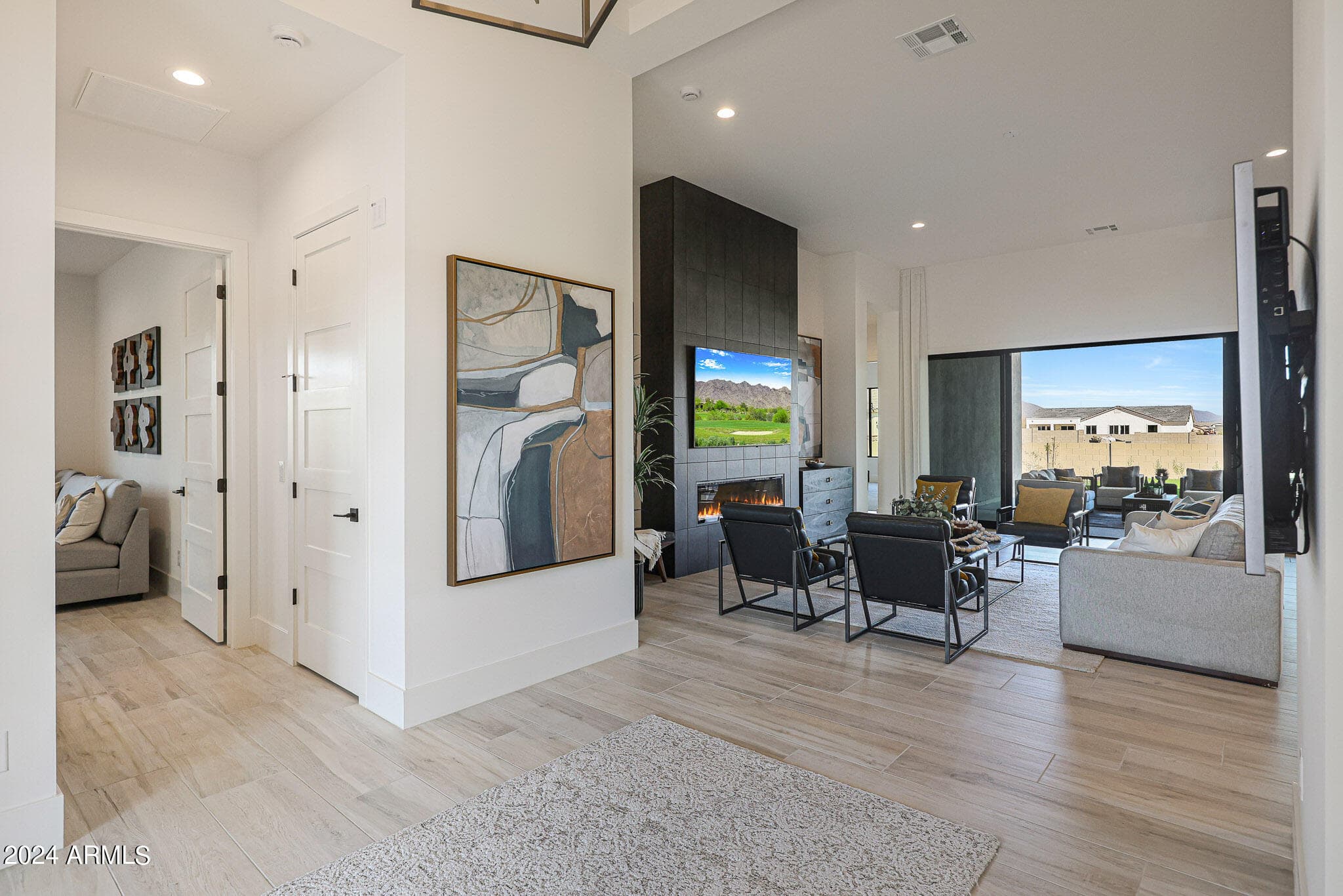 1420 E COYOTE WASH Drive, Phoenix, AZ 85085 — photo 12 of 65