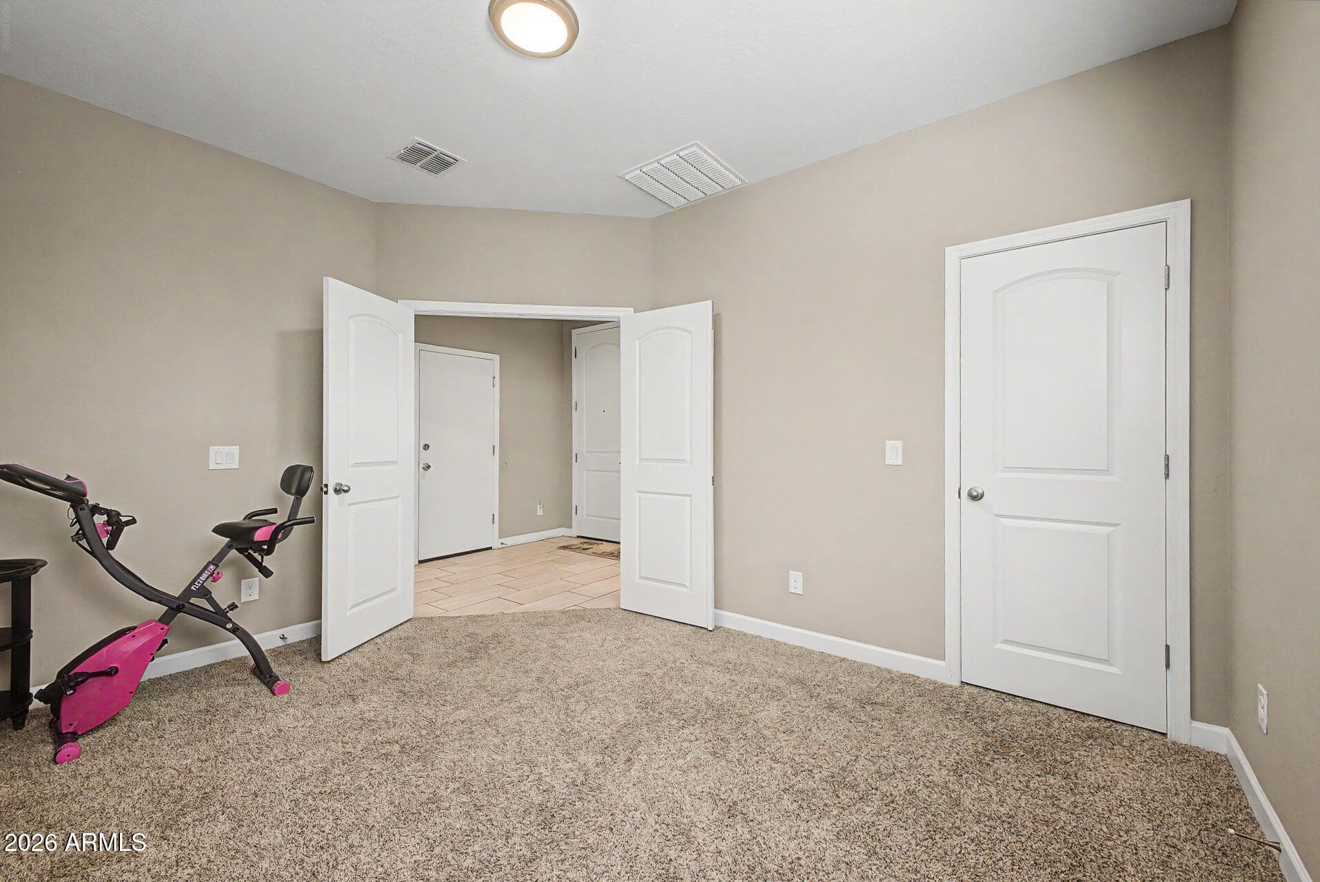 10736 W BRONCO Trail, Peoria, AZ 85383 — photo 25 of 44