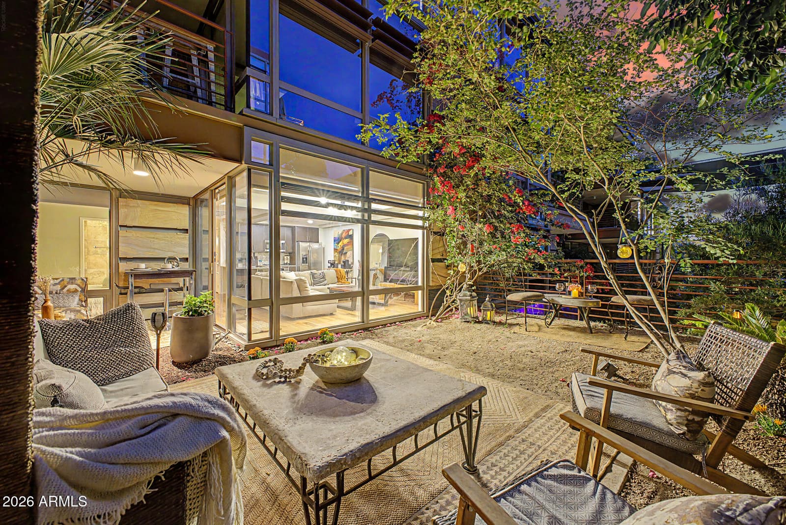 7117 E RANCHO VISTA Drive 4009, Scottsdale, AZ 85251 — photo 1 of 37