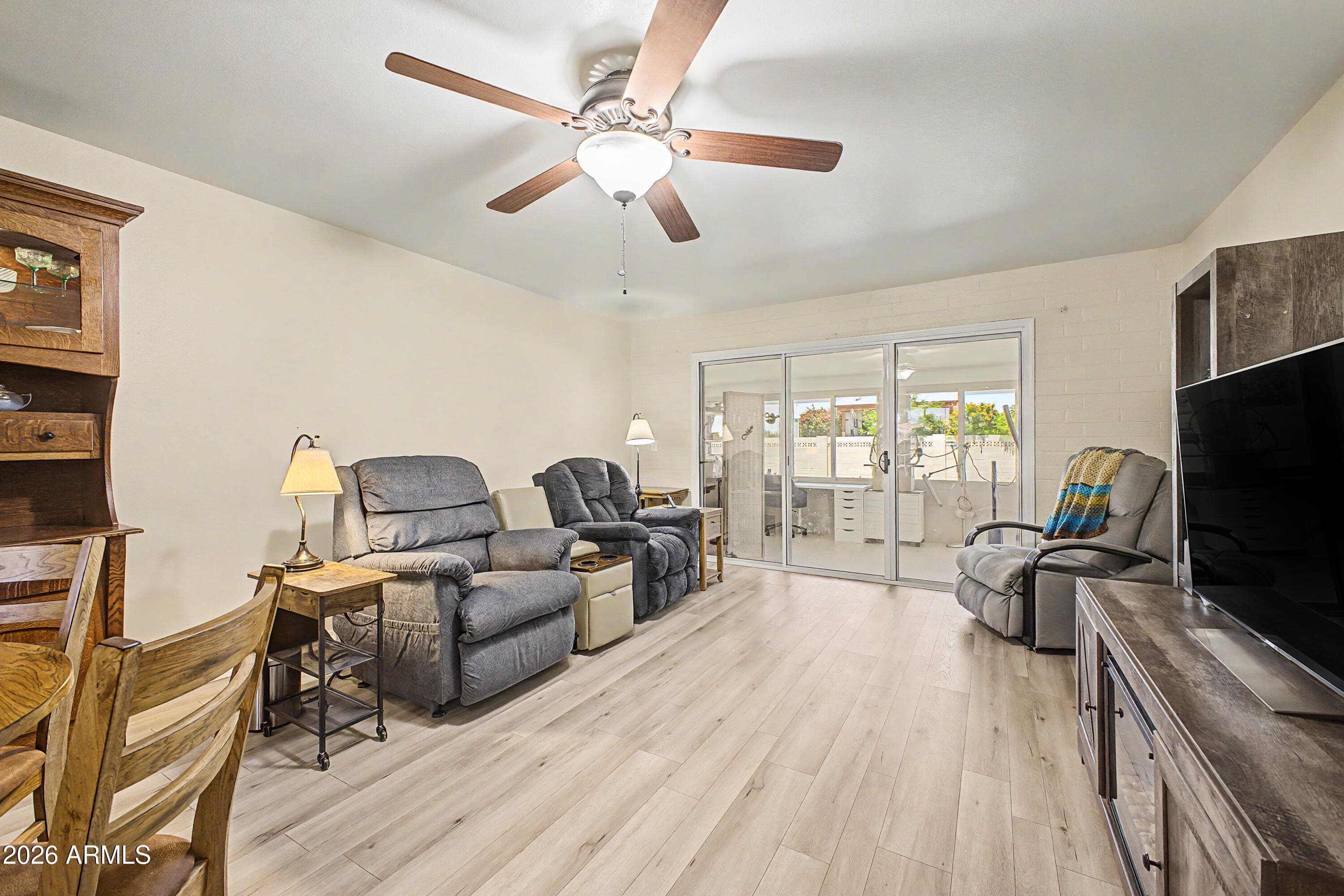 10606 W CLAIR Drive, Sun City, AZ 85351 — photo 9 of 26