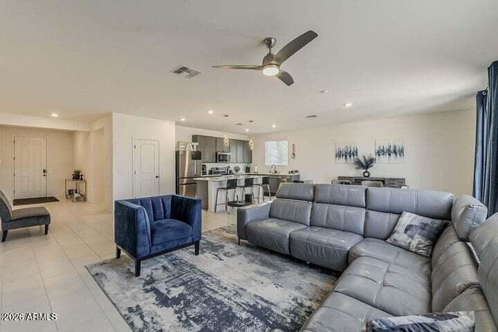 2775 N Mulberry Place, Casa Grande, AZ 85122 — photo 3 of 10