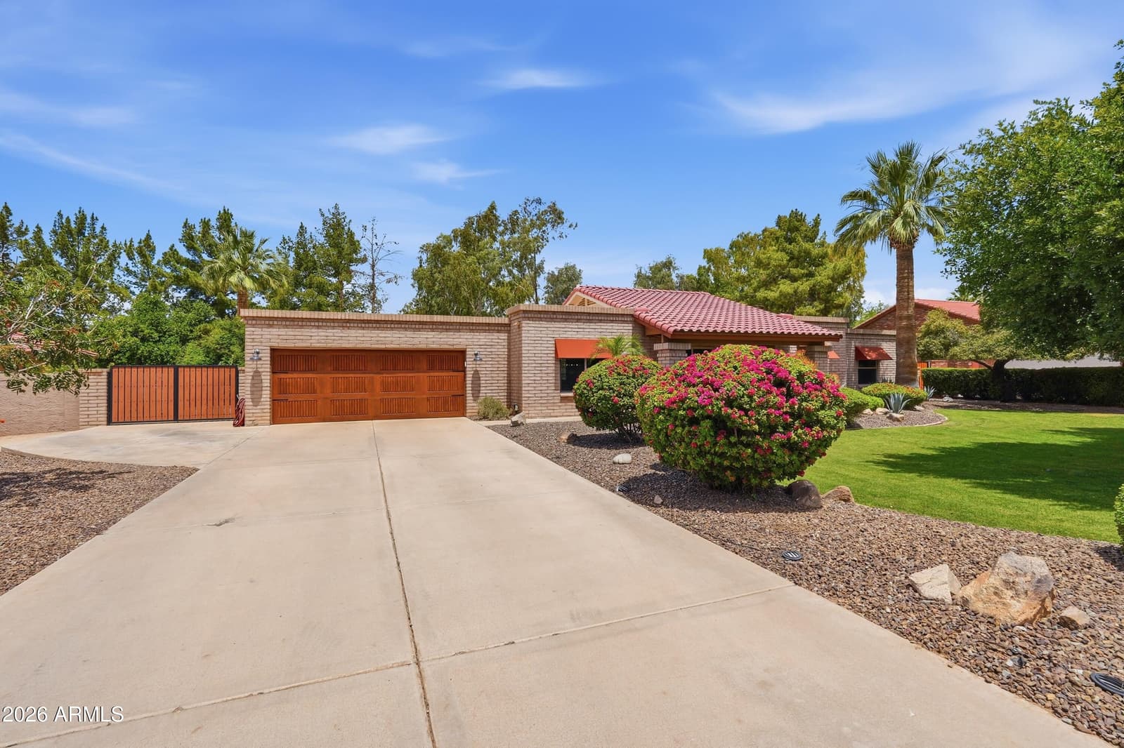 1550 E Greentree Drive, Tempe, AZ 85284 — photo 2 of 88