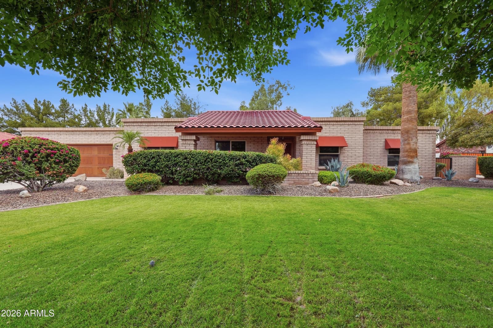 1550 E Greentree Drive, Tempe, AZ 85284 — photo 3 of 88