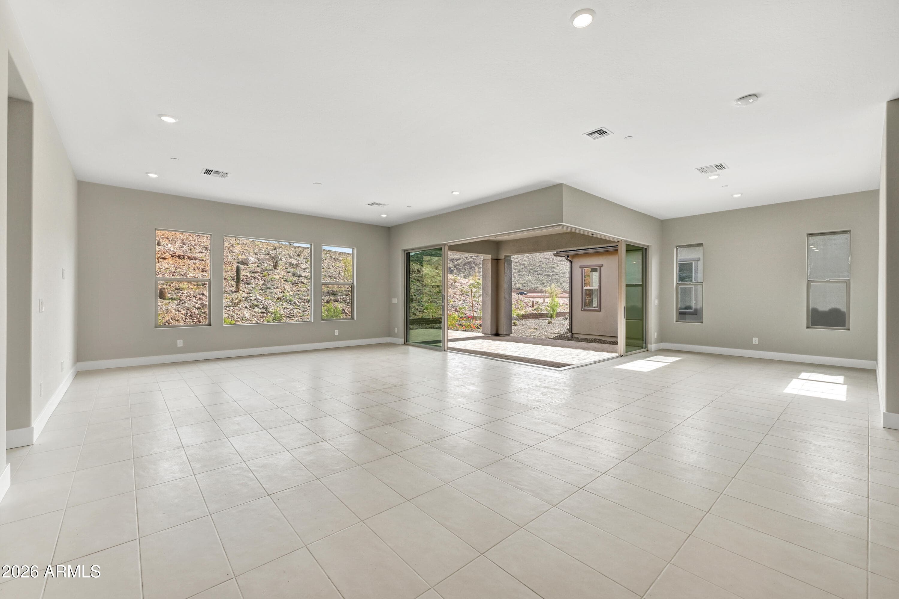 33357 N 129TH Avenue, Peoria, AZ 85383 — photo 13 of 31