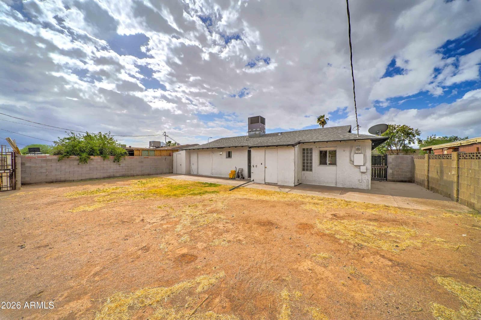 5438 W ROANOKE Avenue, Phoenix, AZ 85035 — photo 27 of 28