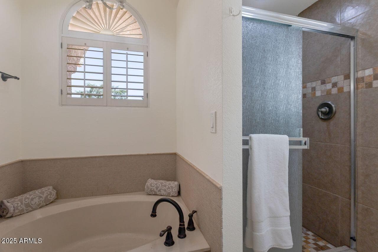 4020 E LAUREL Lane, Phoenix, AZ 85028 — photo 25 of 39