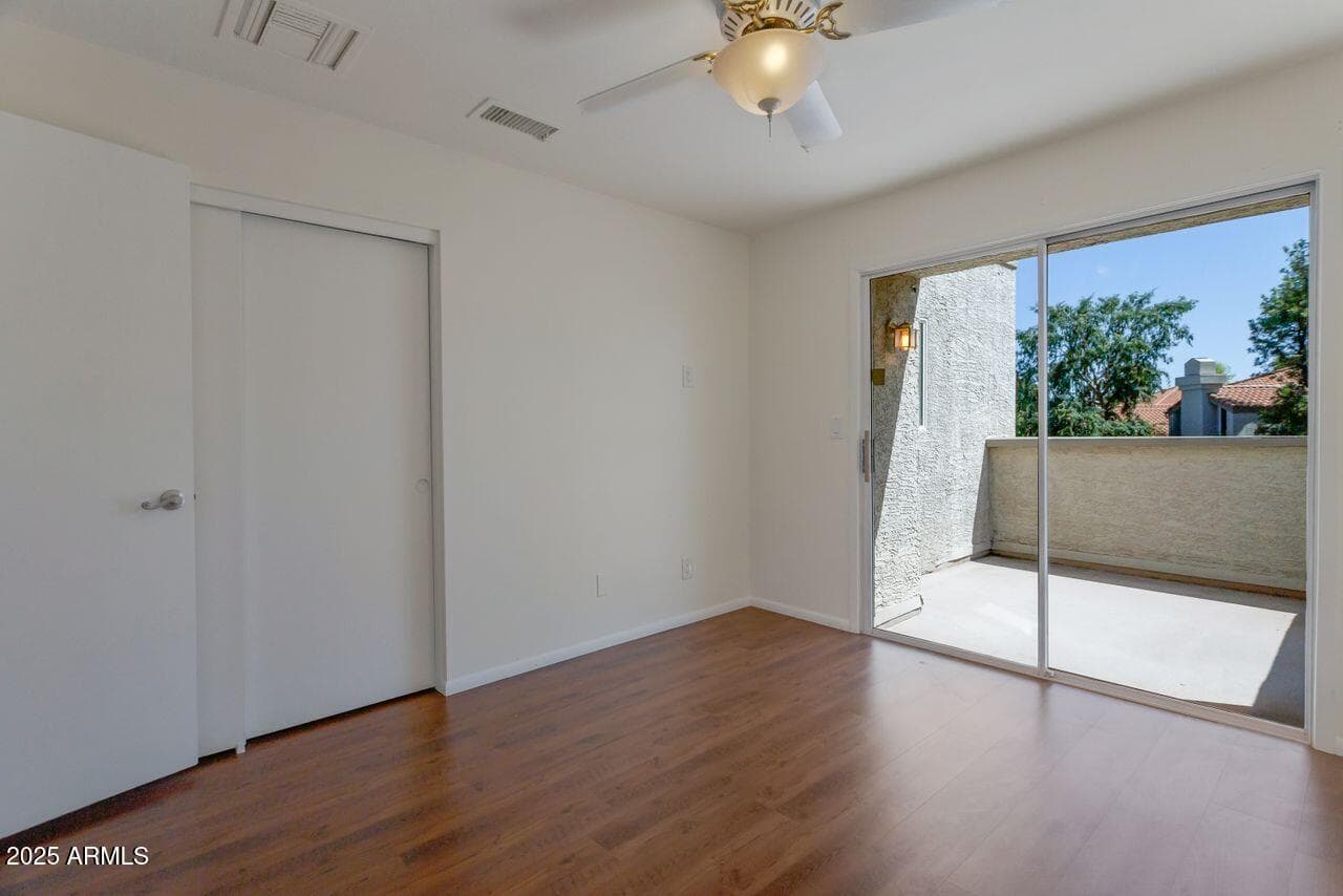4020 E LAUREL Lane, Phoenix, AZ 85028 — photo 35 of 39