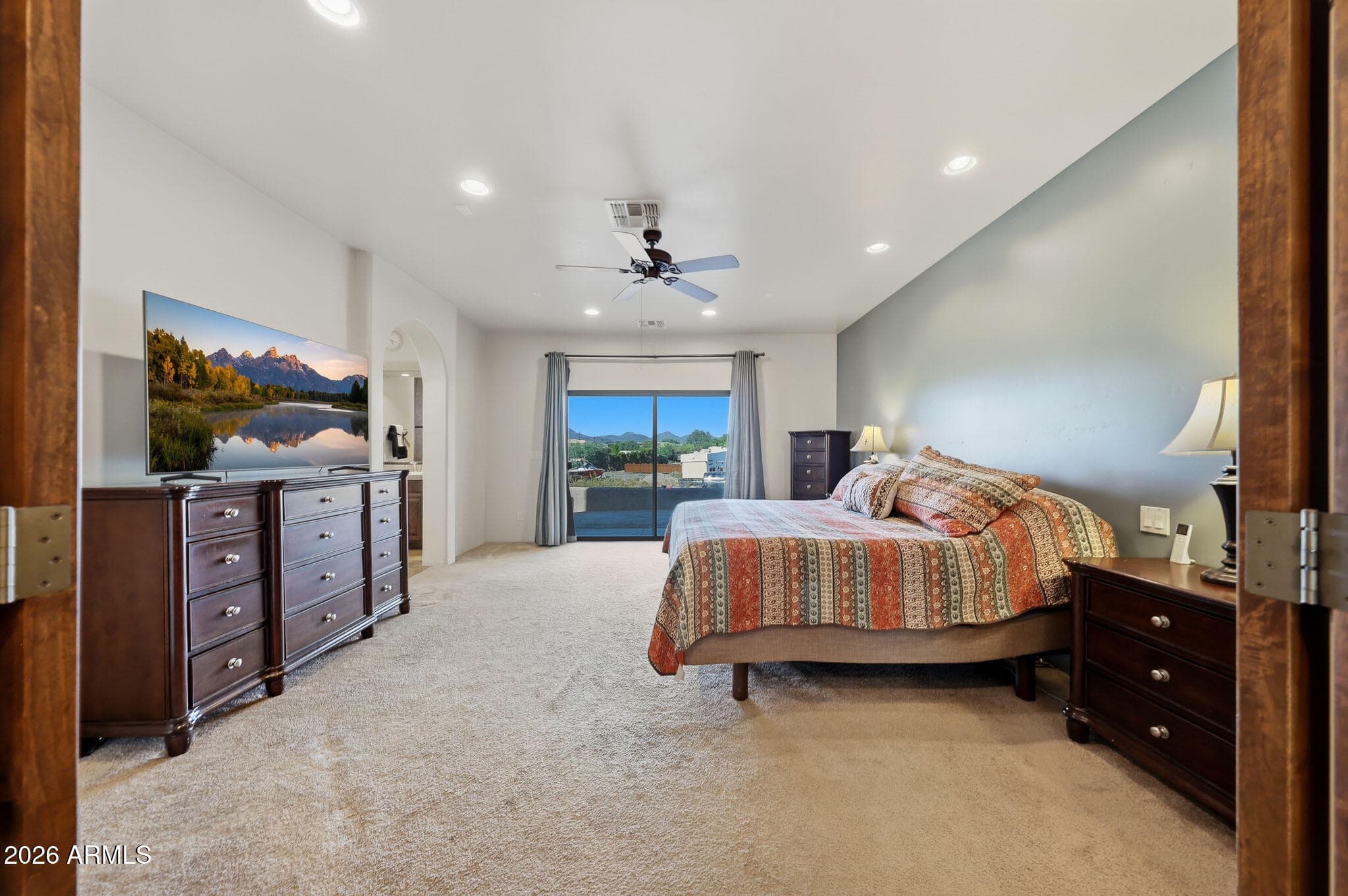 3211 W HORIZON Drive, Phoenix, AZ 85086 — photo 8 of 124