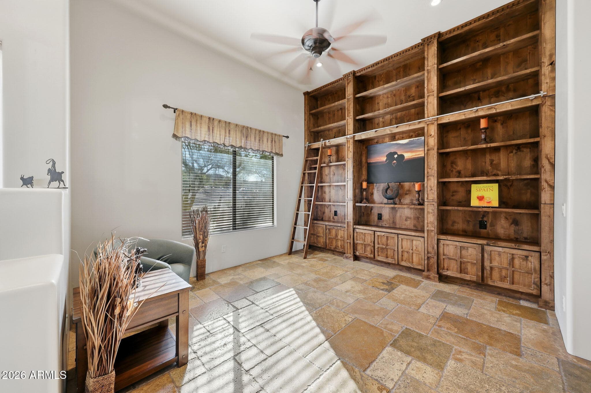 3211 W HORIZON Drive, Phoenix, AZ 85086 — photo 4 of 124