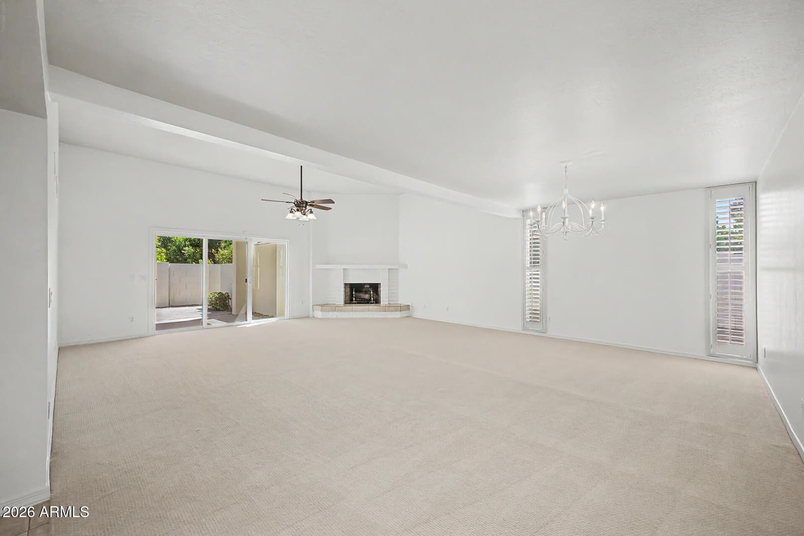 4303 E FAIRMOUNT Avenue, Phoenix, AZ 85018 — photo 9 of 55