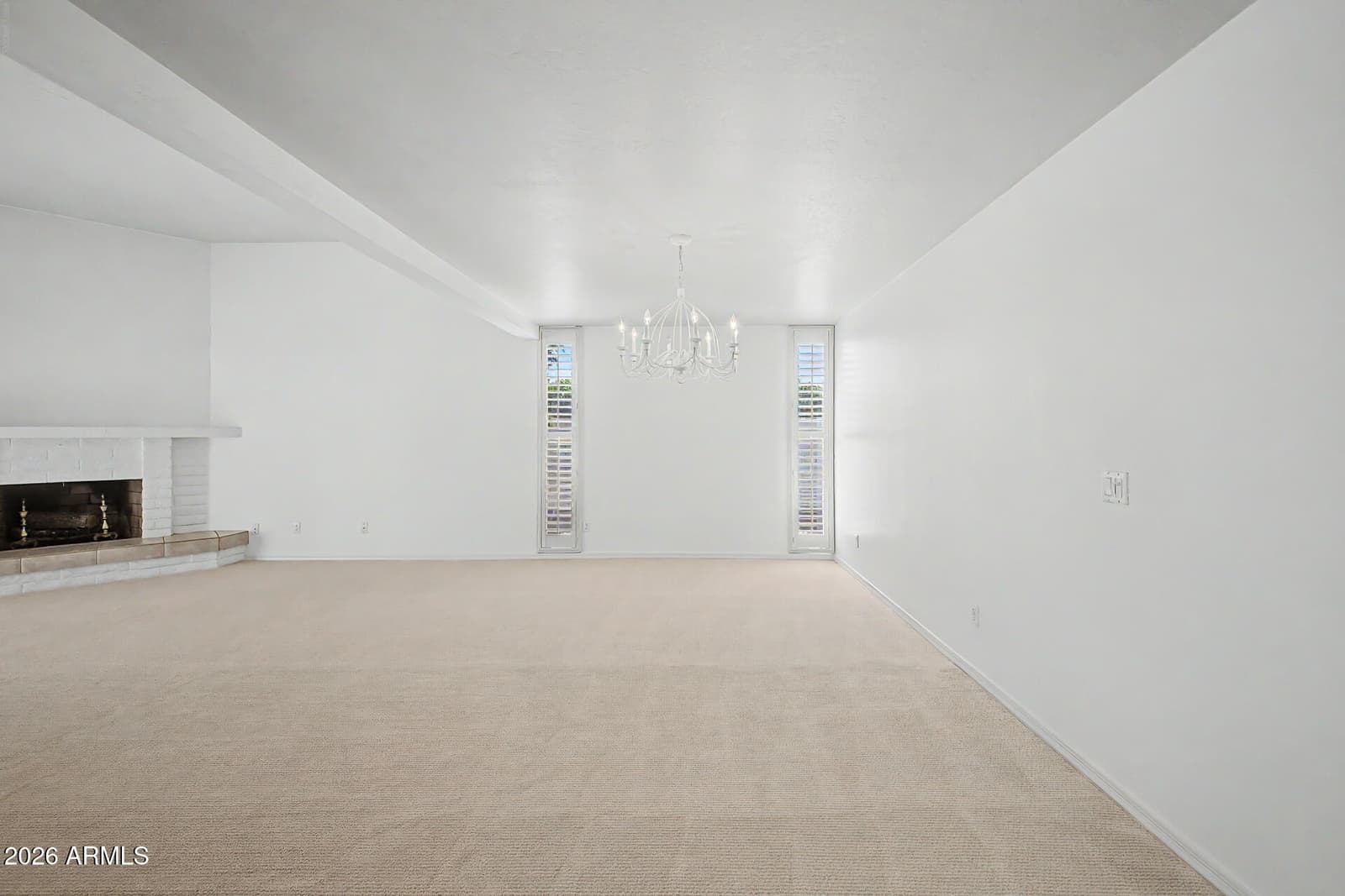 4303 E FAIRMOUNT Avenue, Phoenix, AZ 85018 — photo 10 of 55
