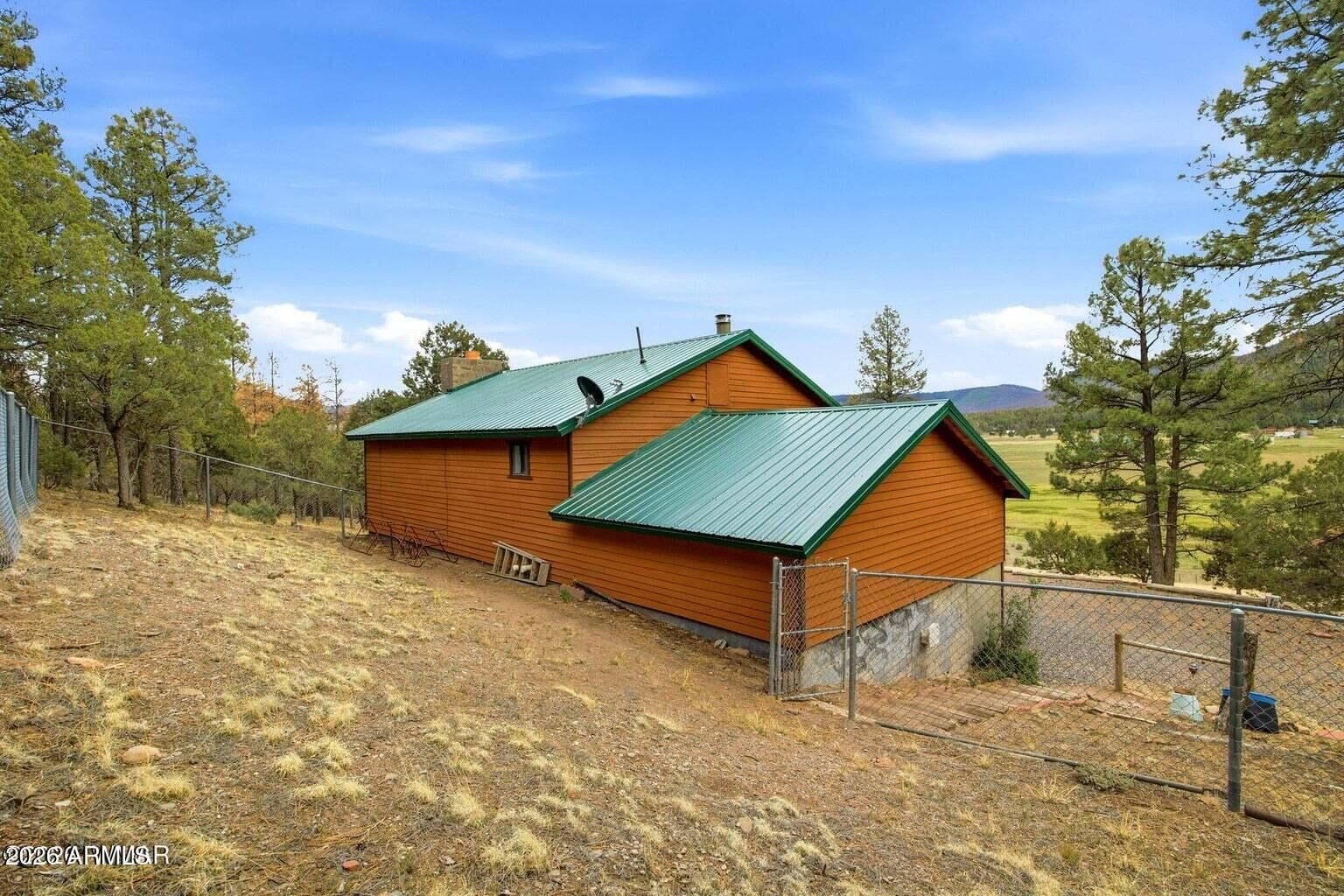169 COUNTY ROAD 2108, Nutrioso, AZ 85932 — photo 22 of 34