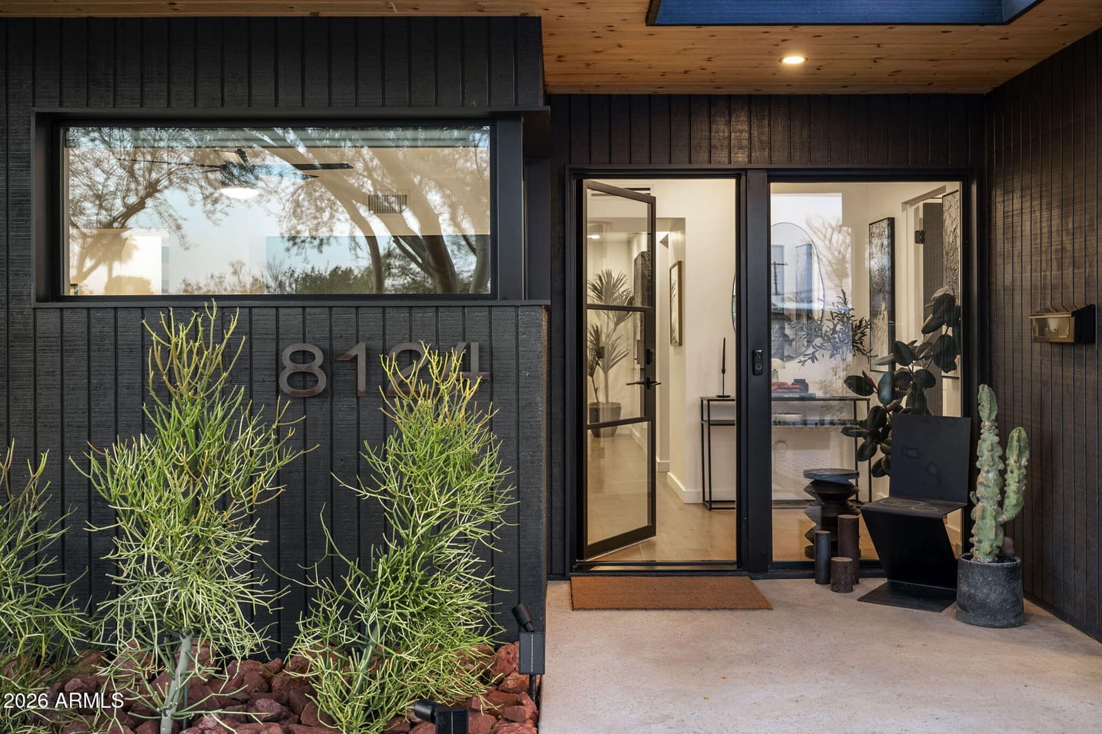 8124 E GRANADA Road, Scottsdale, AZ 85257 — photo 9 of 64