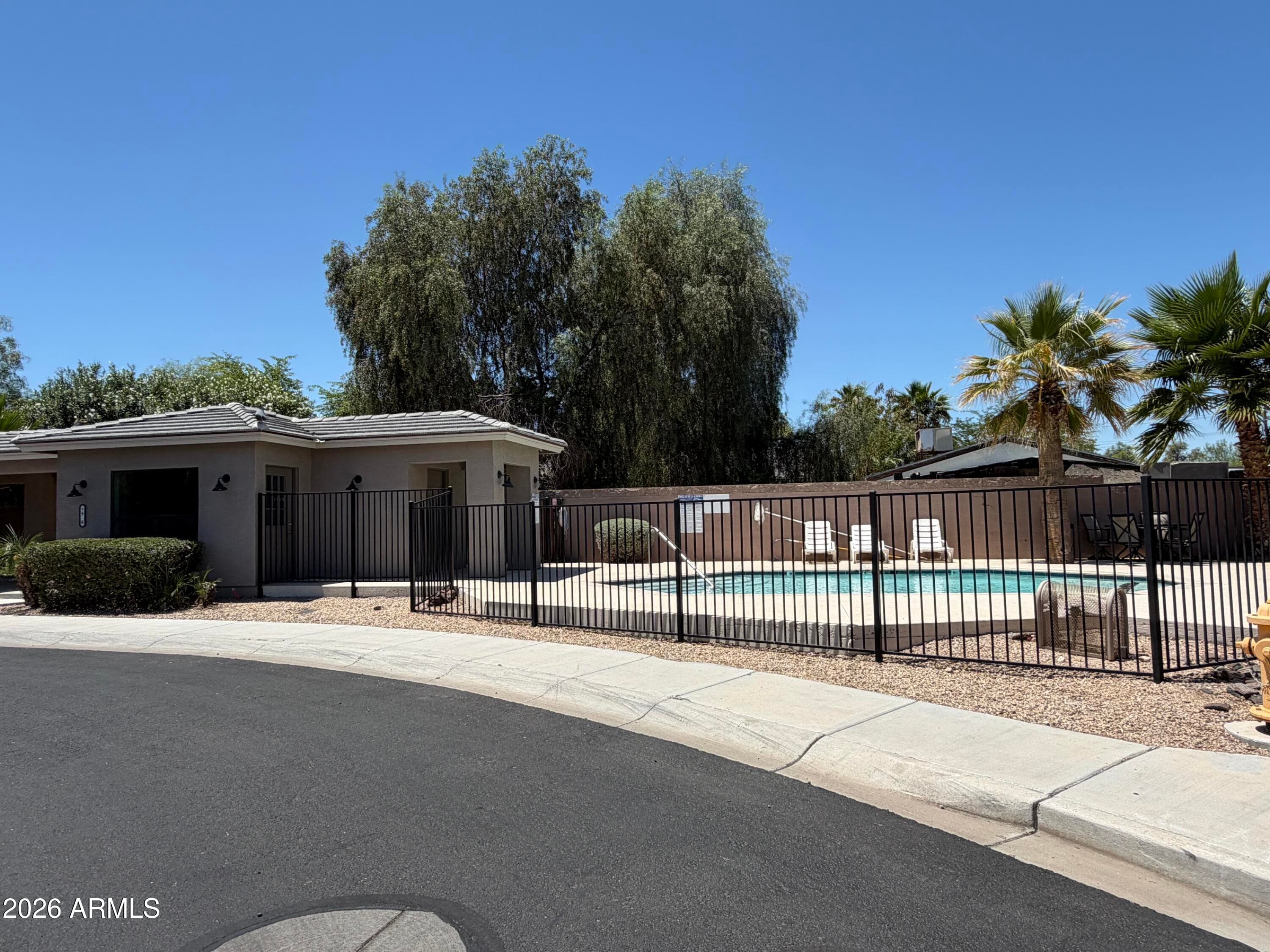615 W HARWELL Road, Phoenix, AZ 85041 — photo 27 of 30
