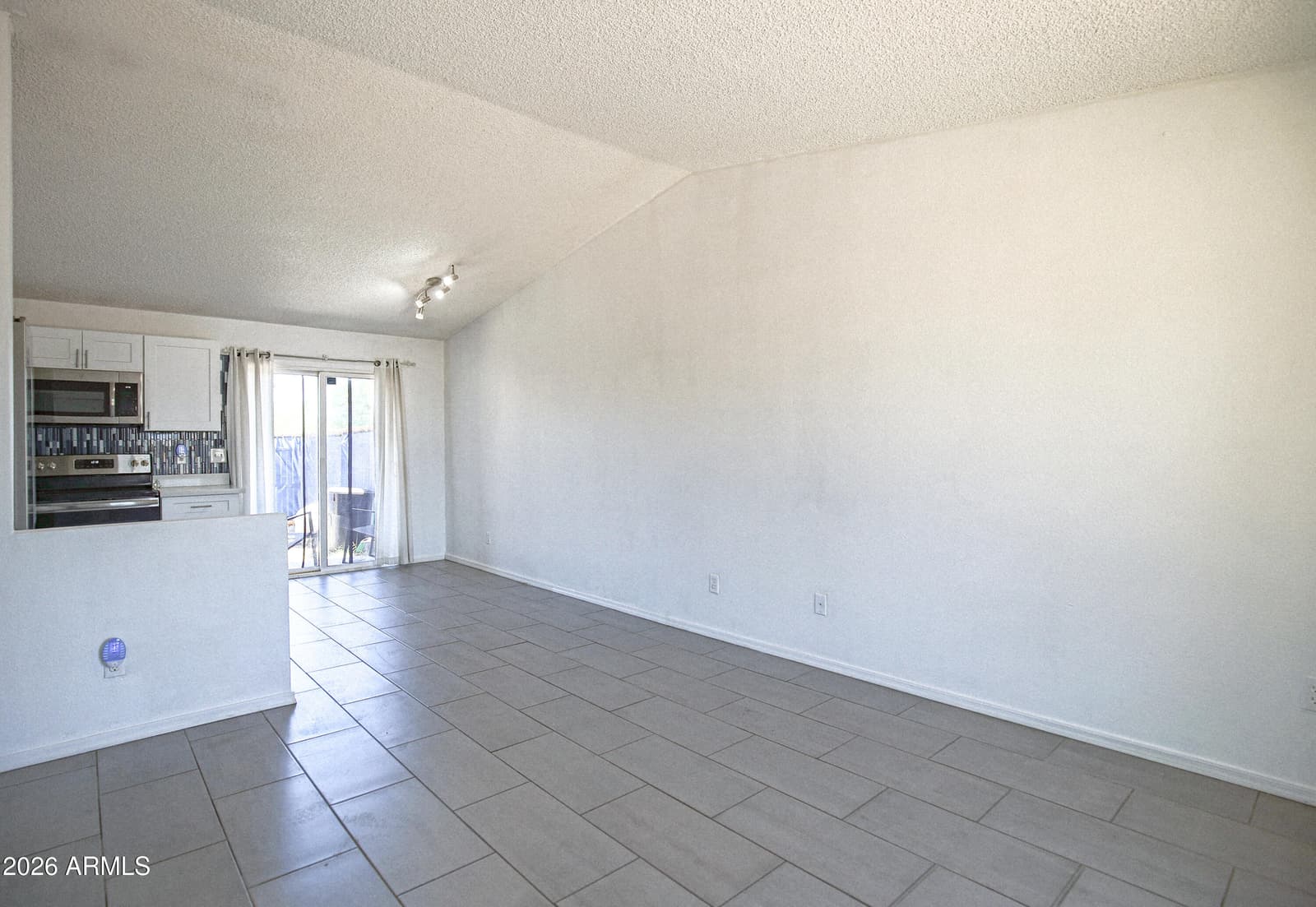 3120 N 67TH Lane 63, Phoenix, AZ 85033 — photo 4 of 25