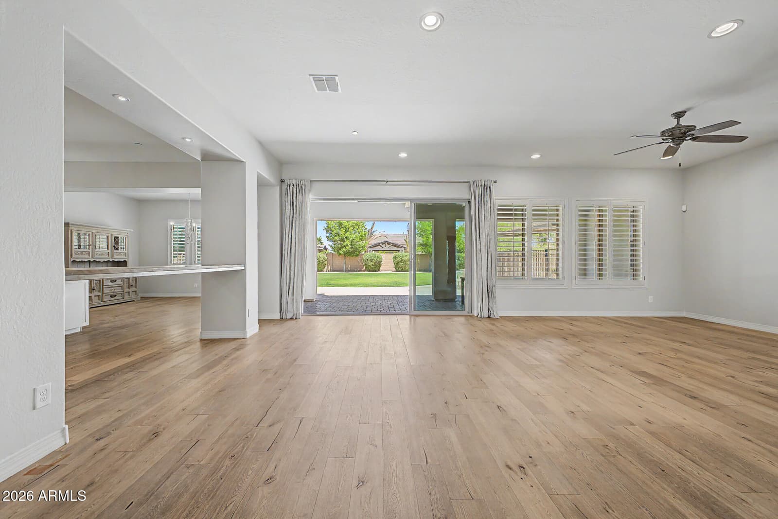 8406 W LOUISE Court, Peoria, AZ 85383 — photo 13 of 68