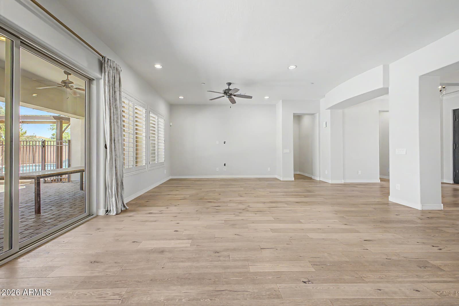 8406 W LOUISE Court, Peoria, AZ 85383 — photo 14 of 68