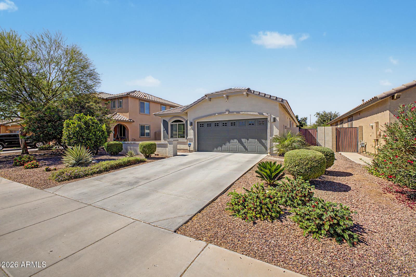 854 E TEKOA Avenue, Gilbert, AZ 85298 — photo 2 of 33