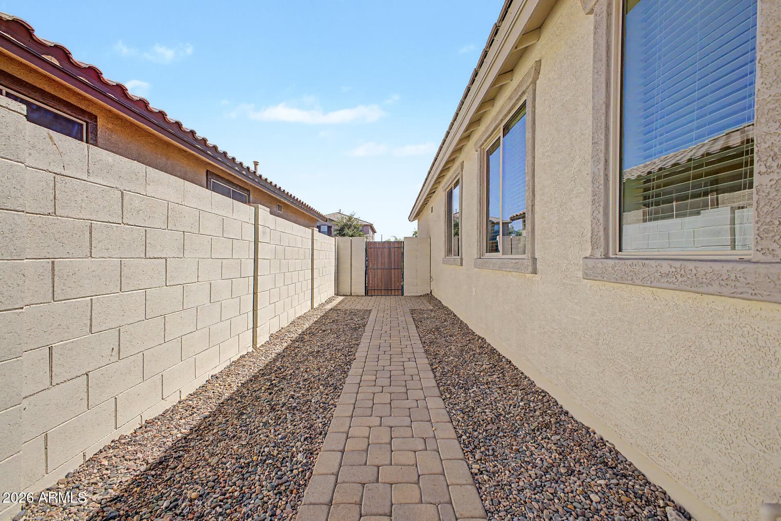854 E TEKOA Avenue, Gilbert, AZ 85298 — photo 24 of 33