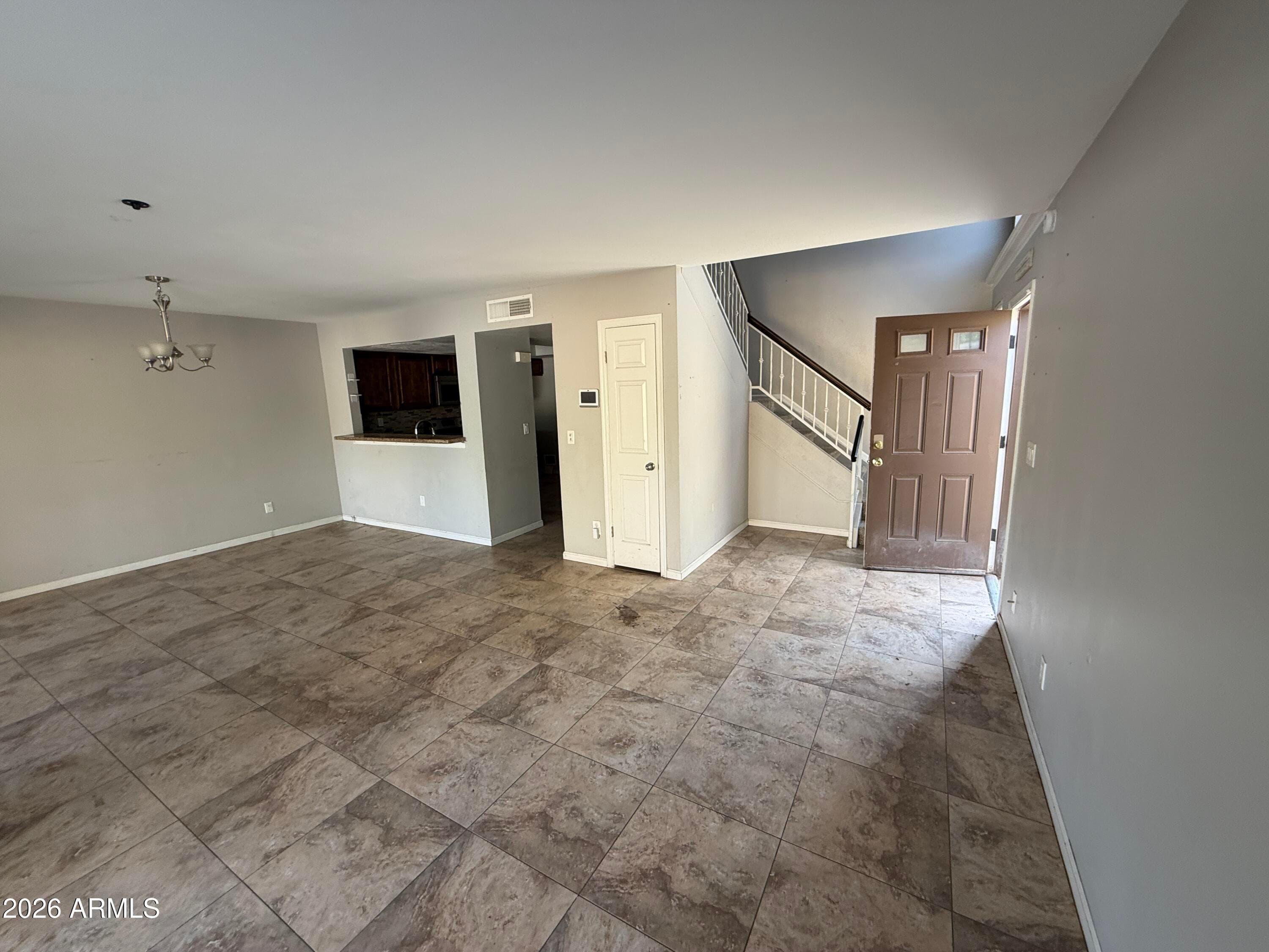 10639 N 63RD Drive, Glendale, AZ 85304 — photo 5 of 19