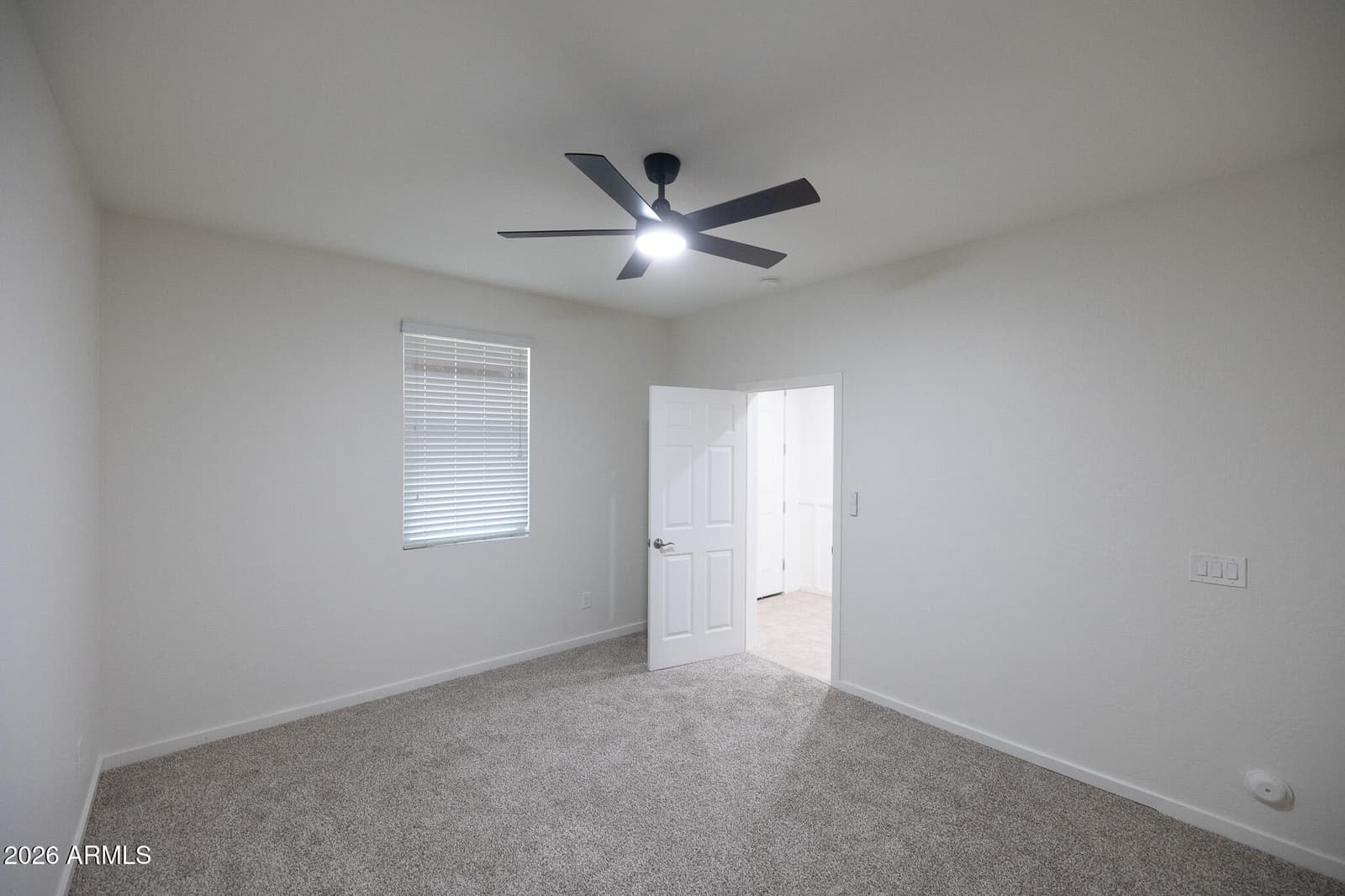 37178 N EL MORRO Trail, San Tan Valley, AZ 85140 — photo 4 of 39