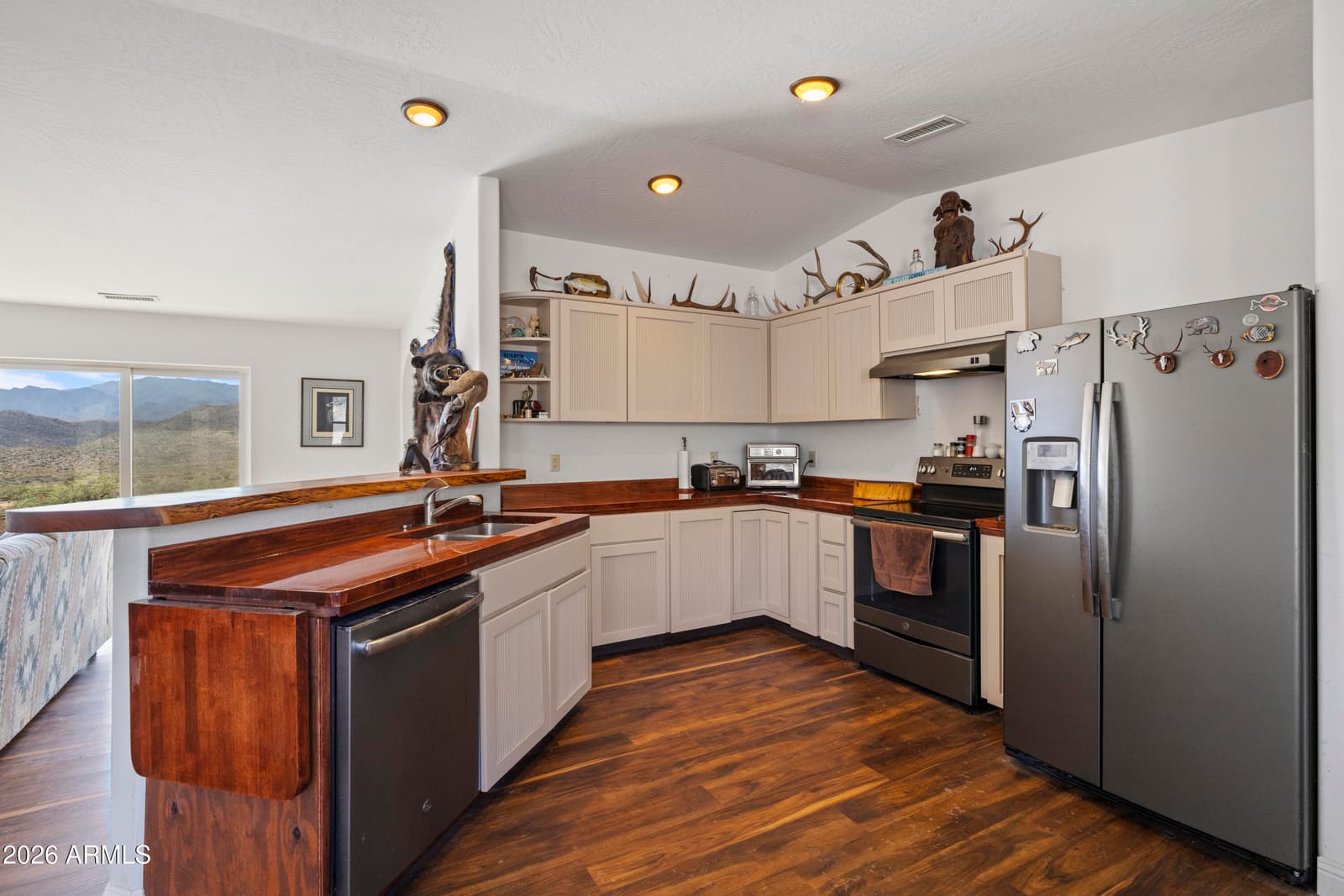 17200 S Dripping Springs Road, Mayer, AZ 86333 — photo 11 of 43