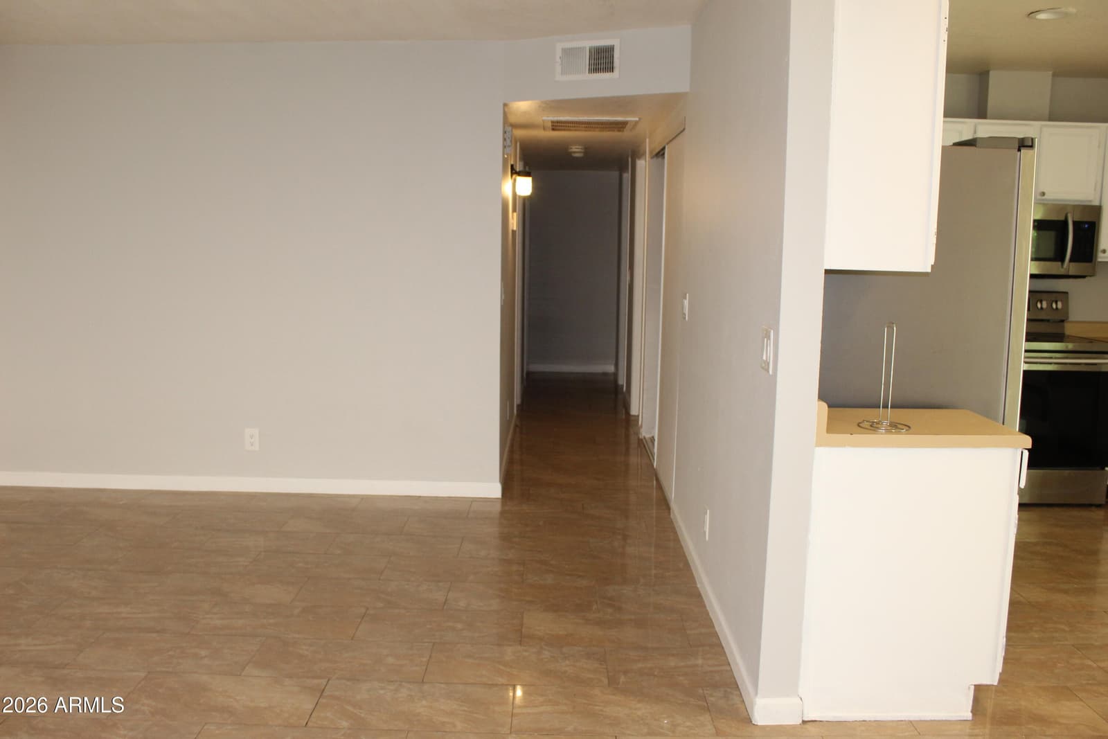 1511 E FREMONT Road, Phoenix, AZ 85042 — photo 6 of 12