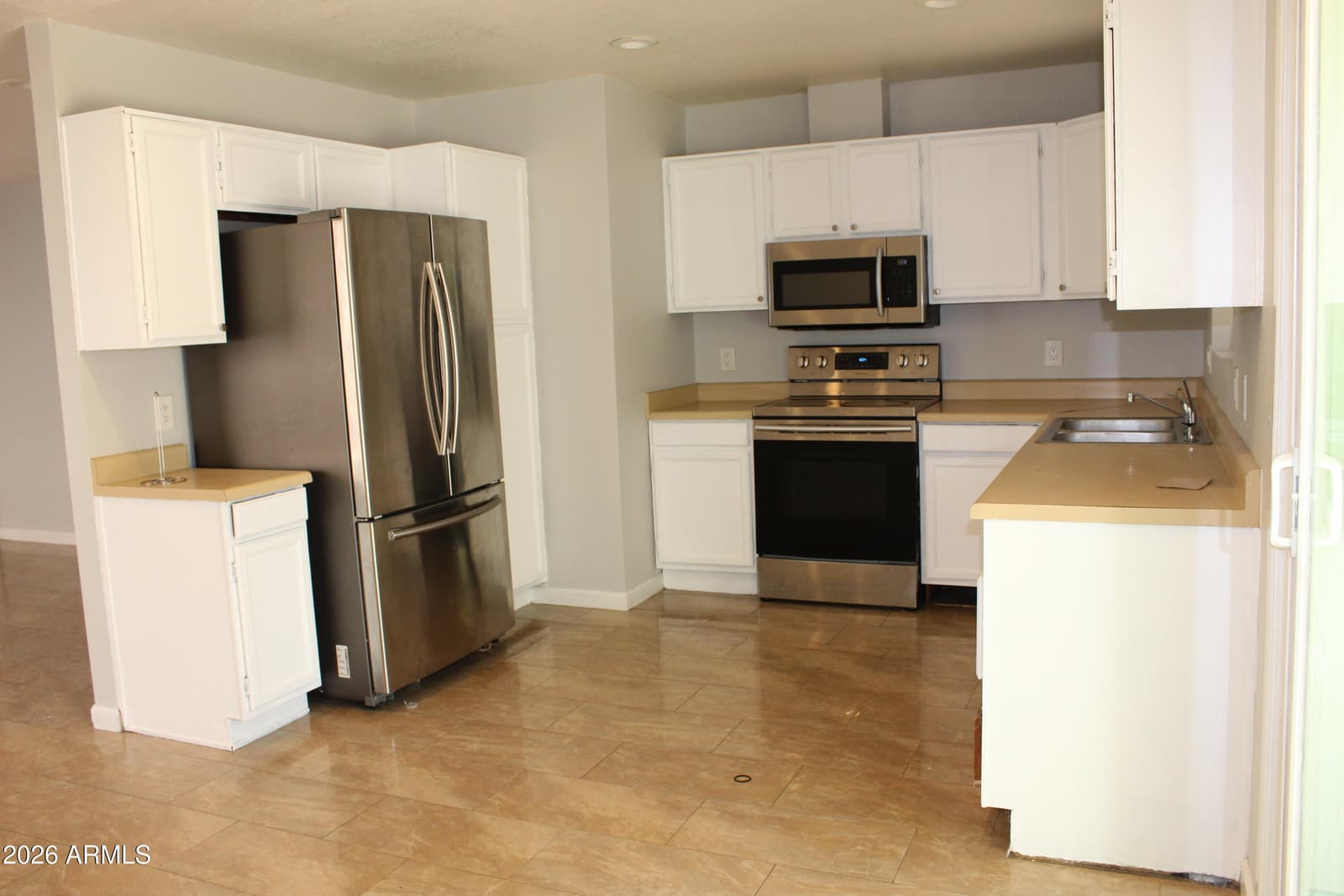 1511 E FREMONT Road, Phoenix, AZ 85042 — photo 7 of 12