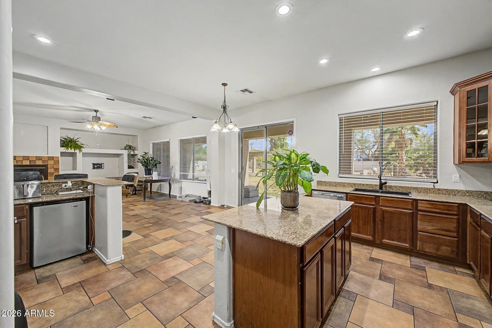 14389 W BECKER Lane, Surprise, AZ 85379 — photo 14 of 35