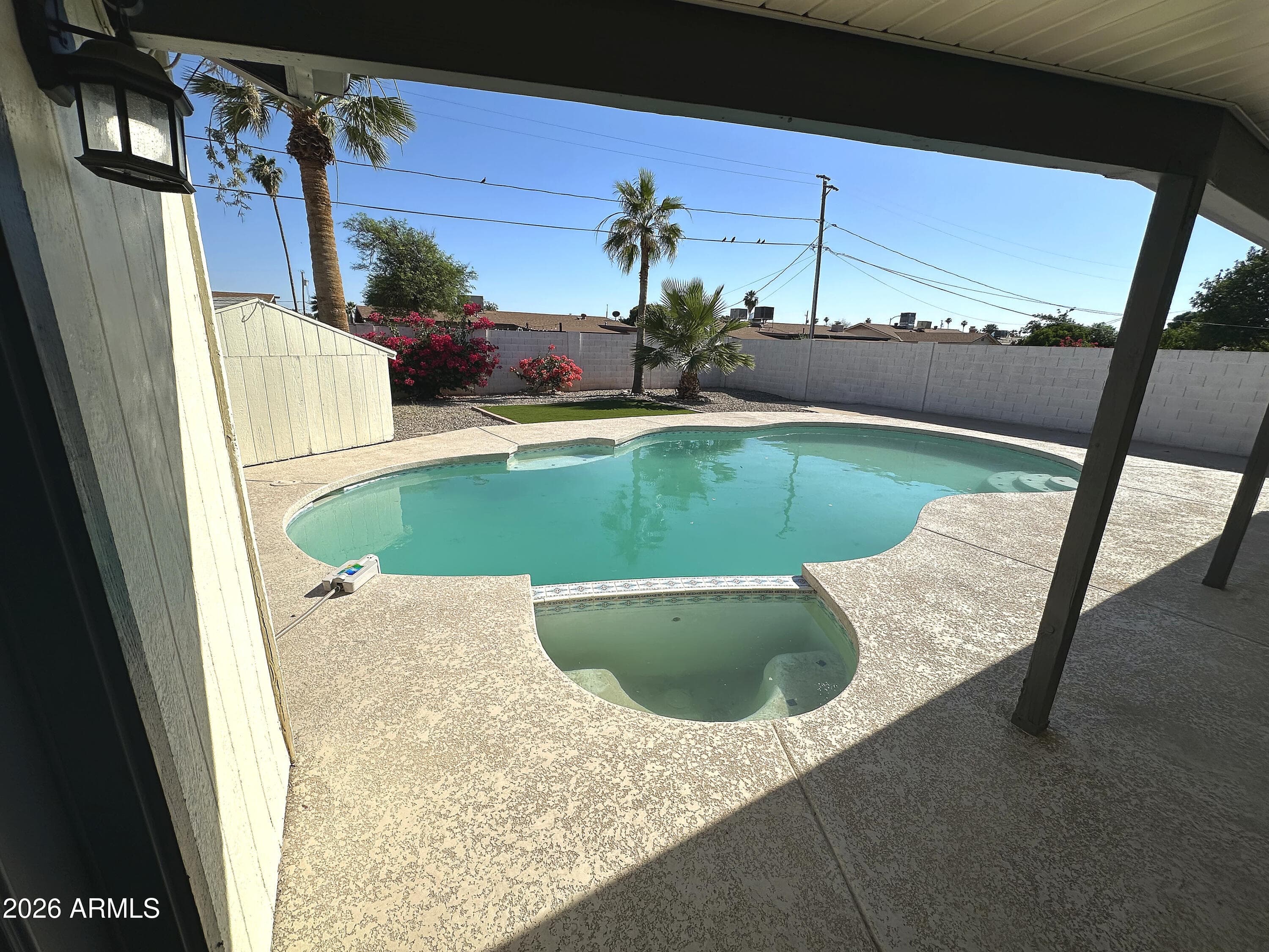 1919 W VOLTAIRE Avenue, Phoenix, AZ 85029 — photo 11 of 18